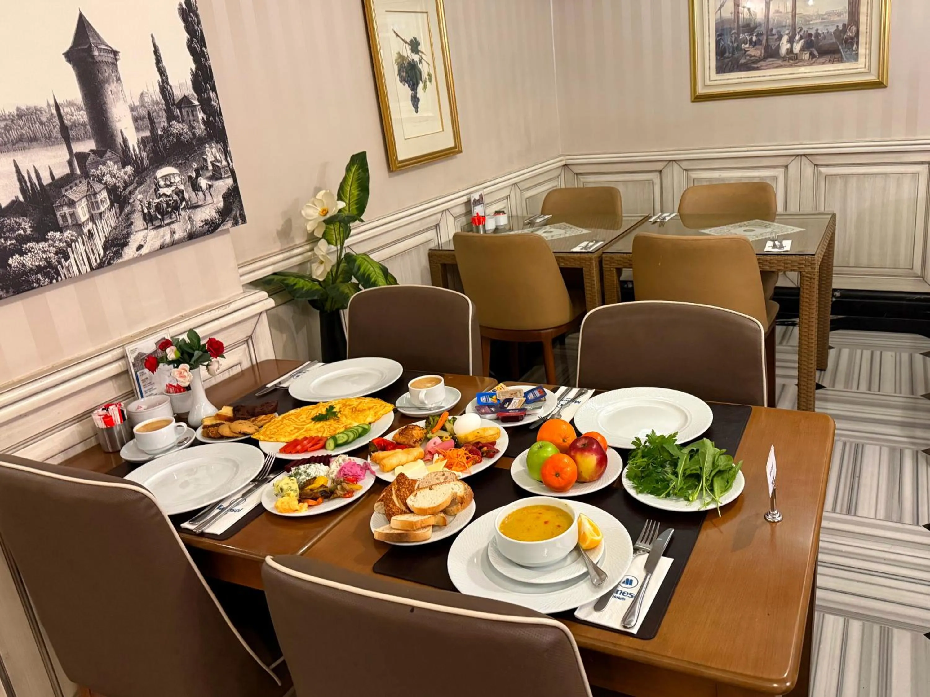 Breakfast in Manesol Old City Bosphorus
