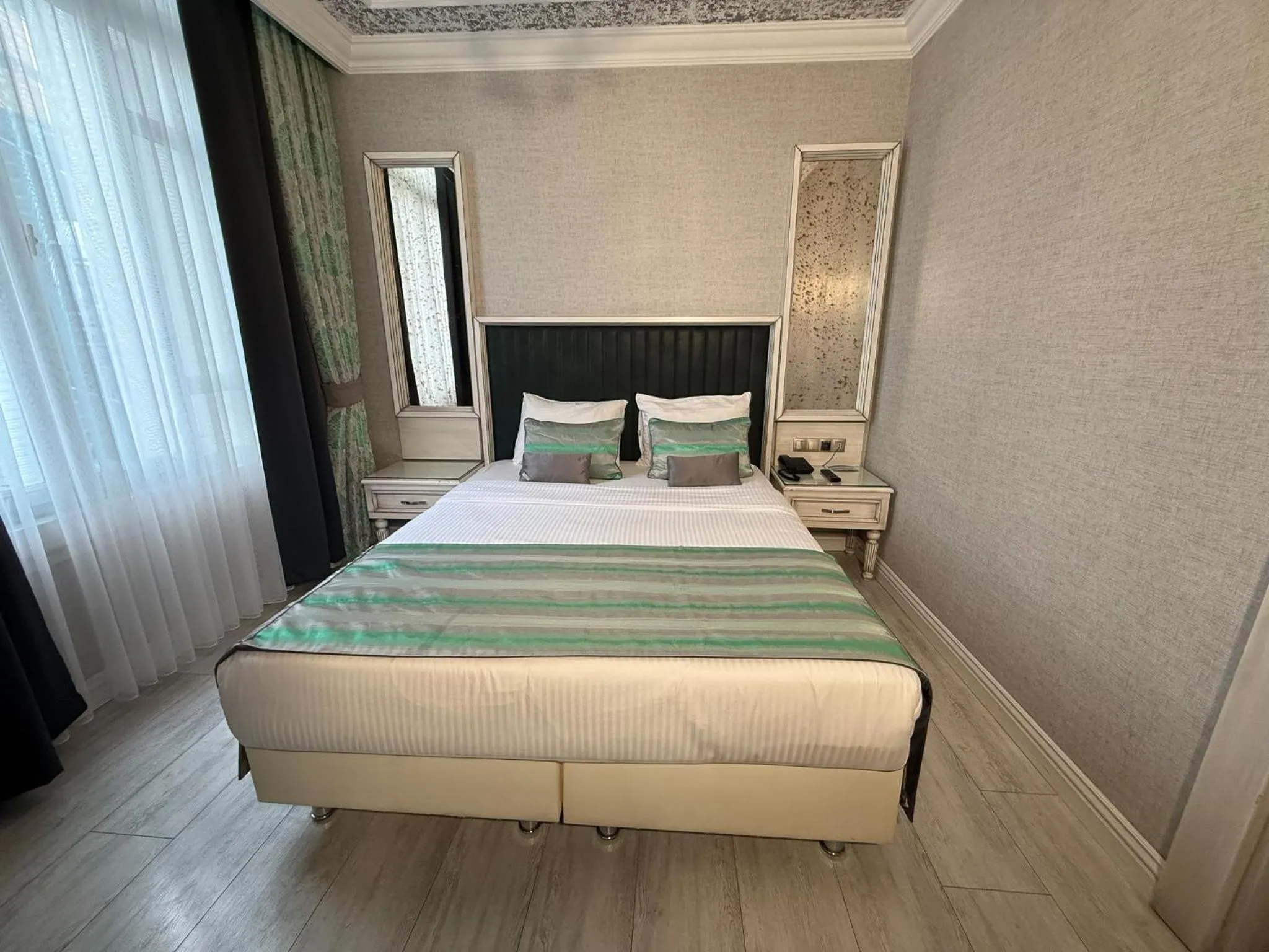 Bed in Manesol Old City Bosphorus