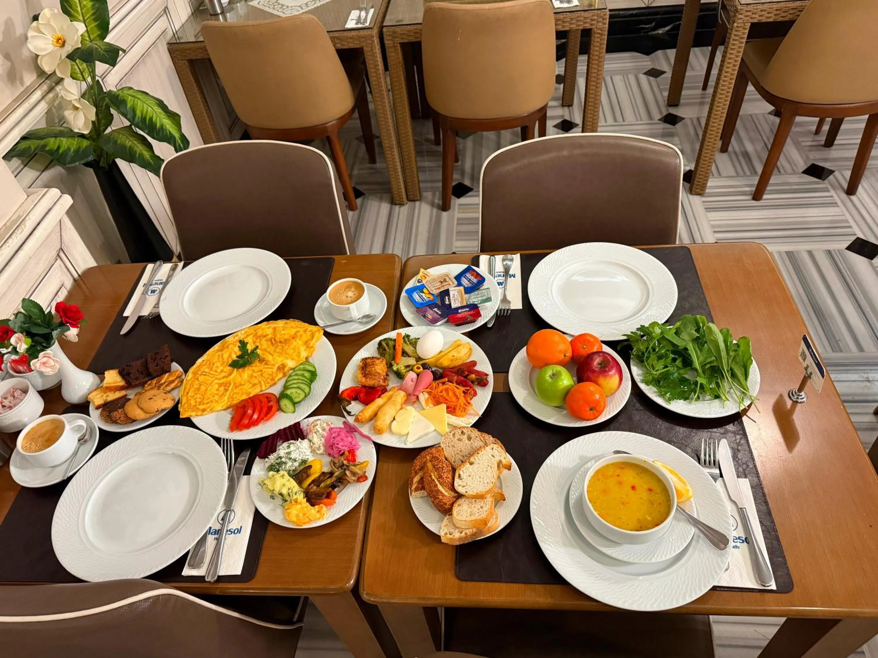 Breakfast in Manesol Old City Bosphorus