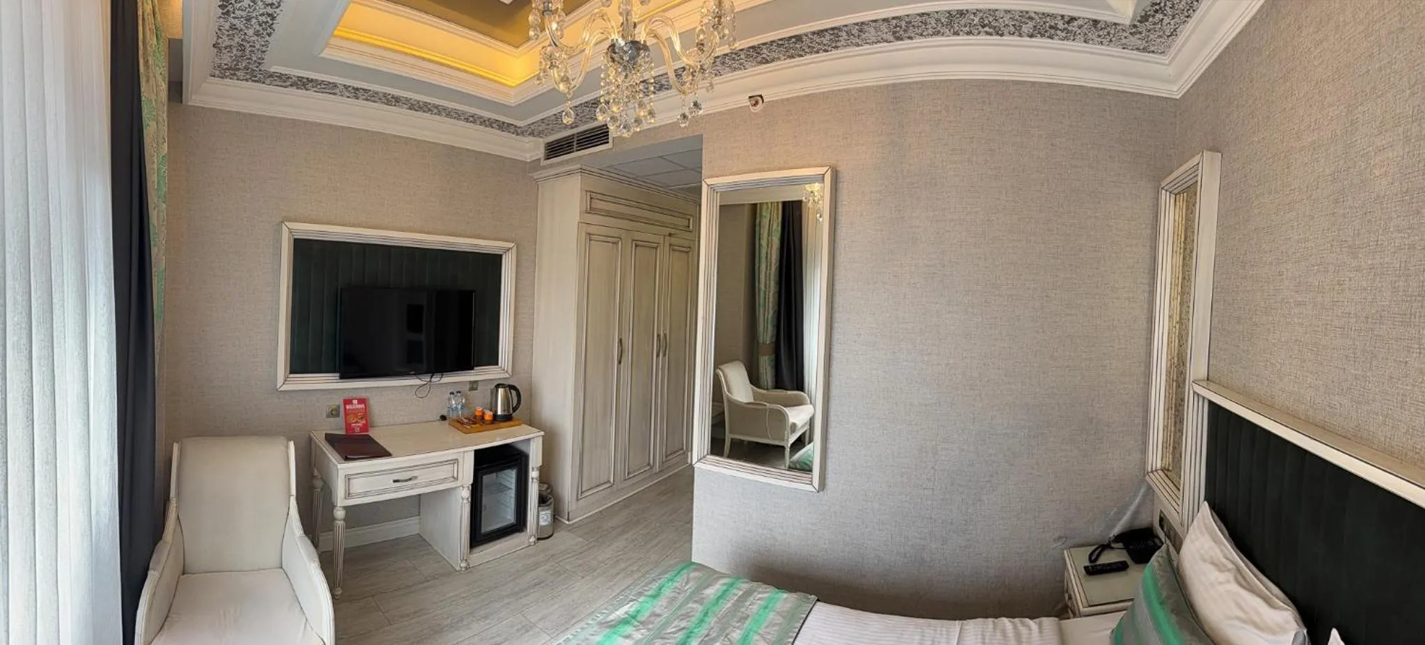 Bed in Manesol Old City Bosphorus