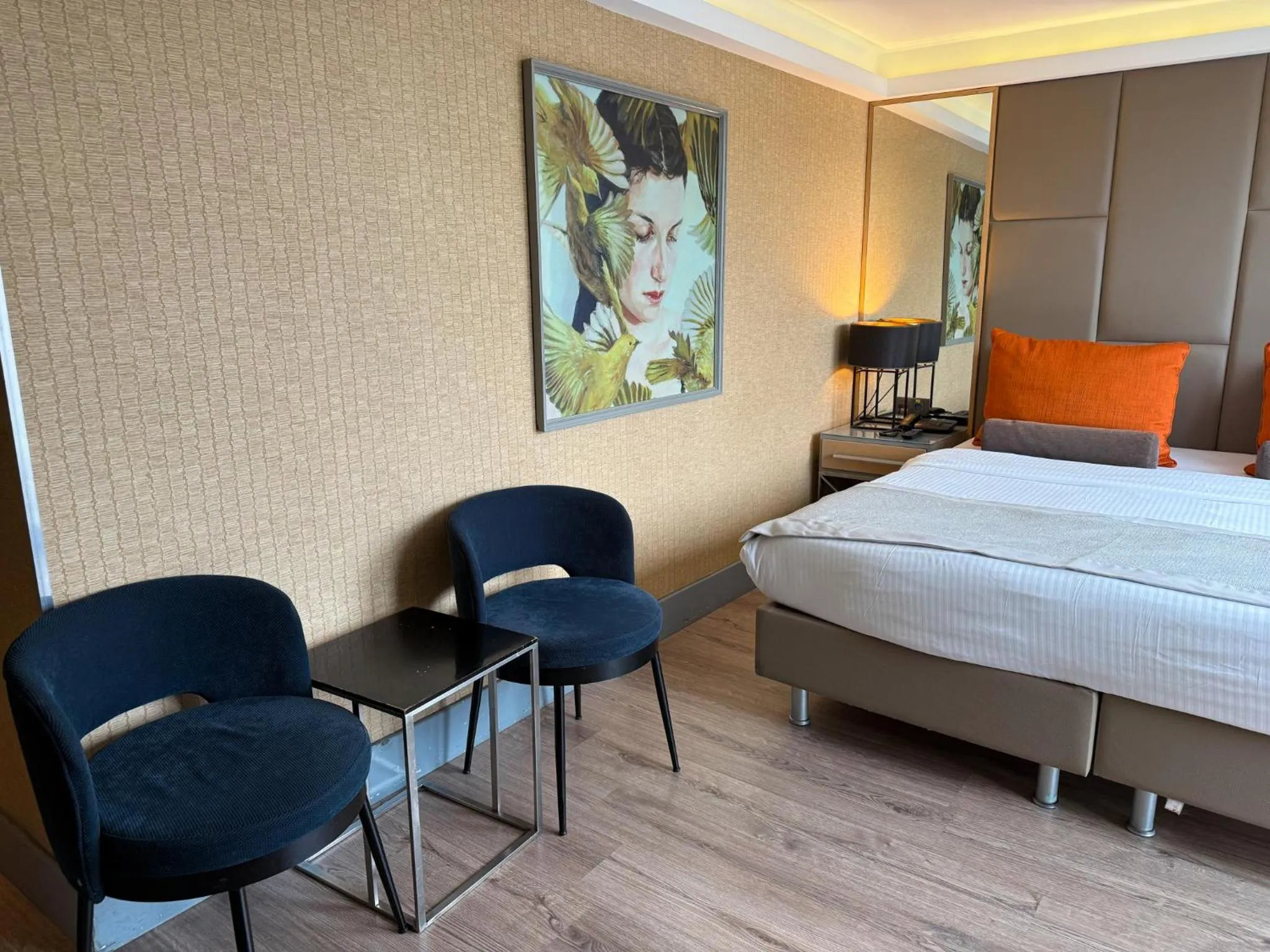 Photo of the whole room, Bed in Manesol Old City Bosphorus