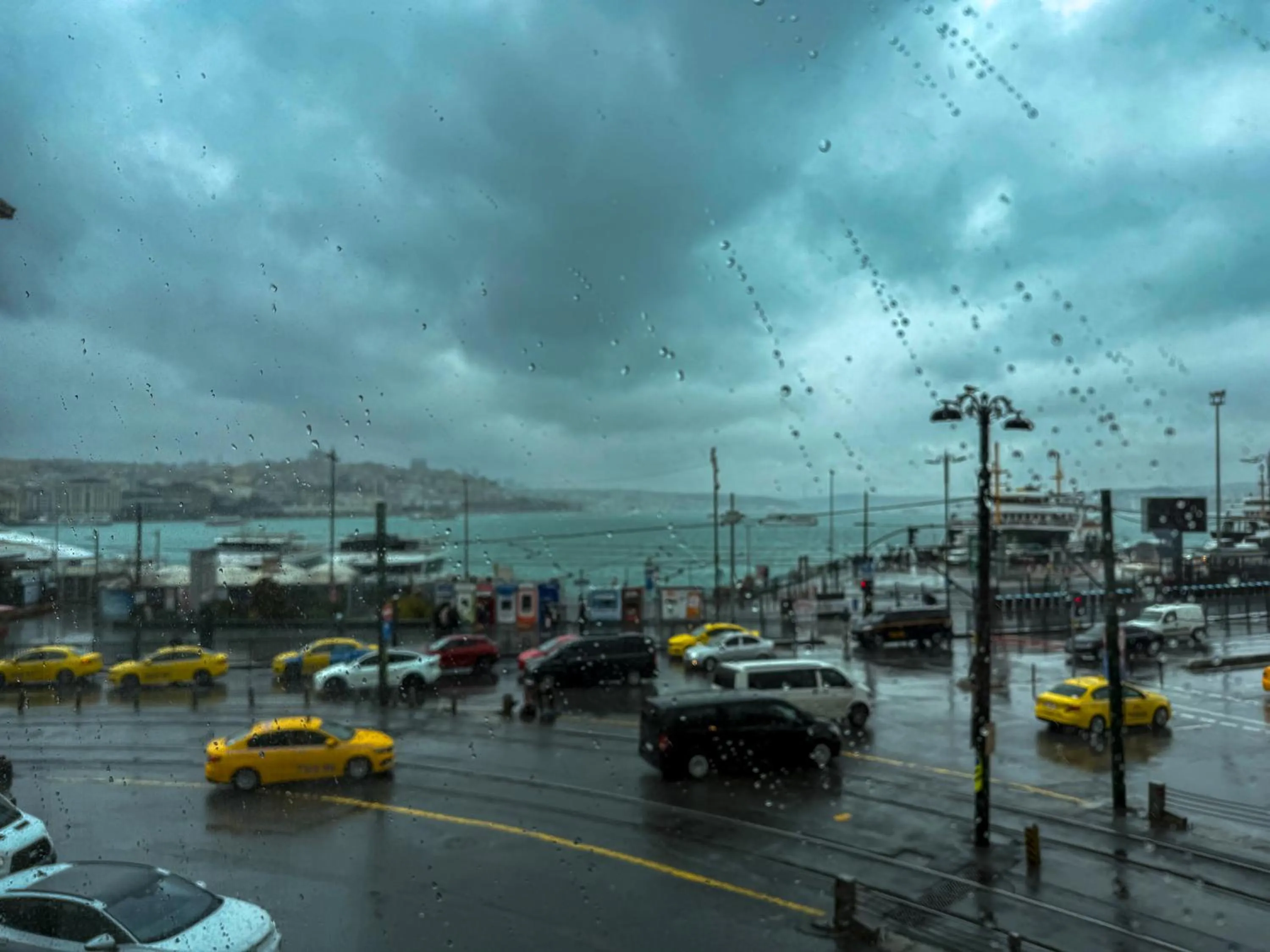 Sea view in Manesol Old City Bosphorus