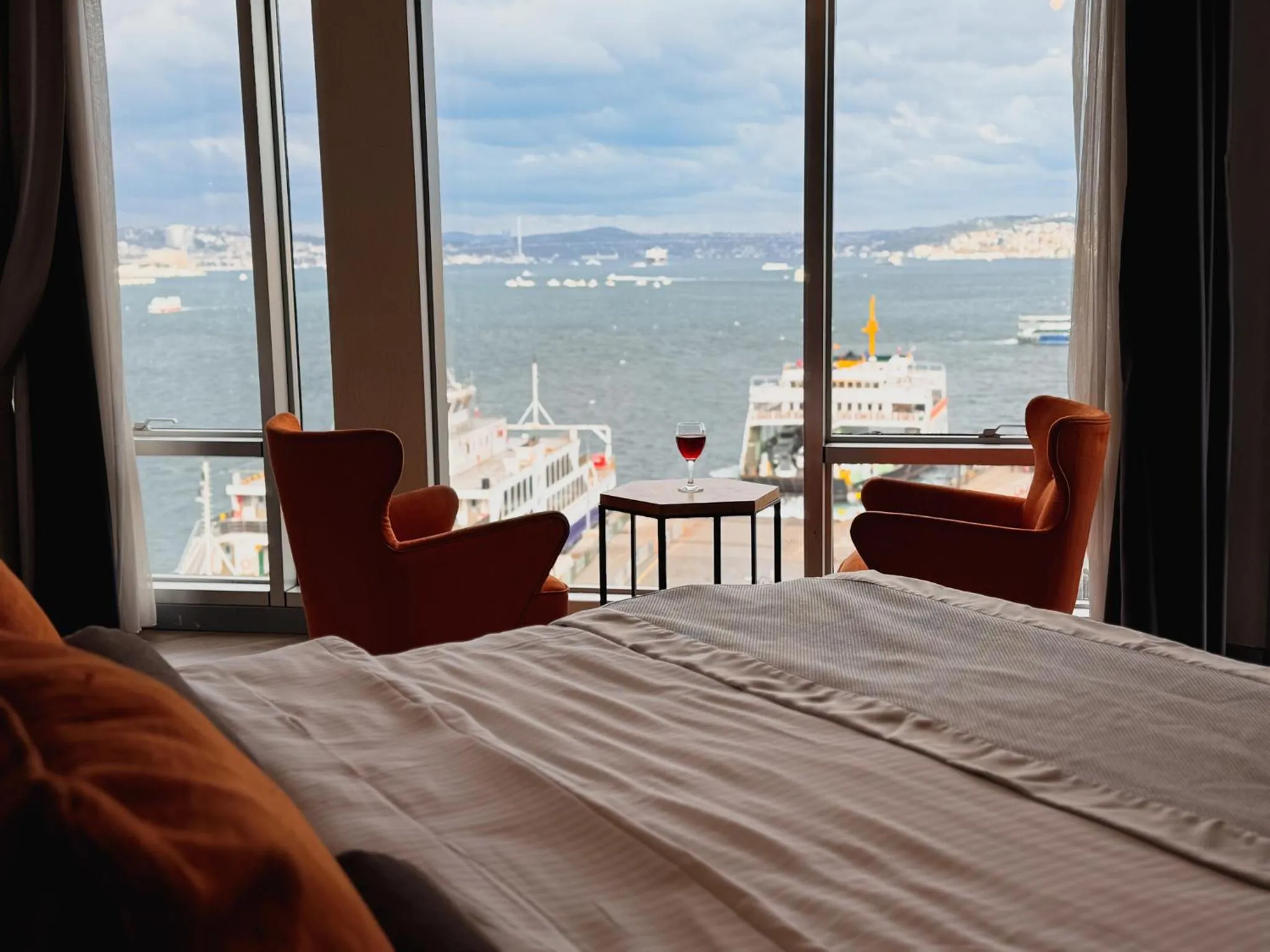 View (from property/room), Bed in Manesol Old City Bosphorus