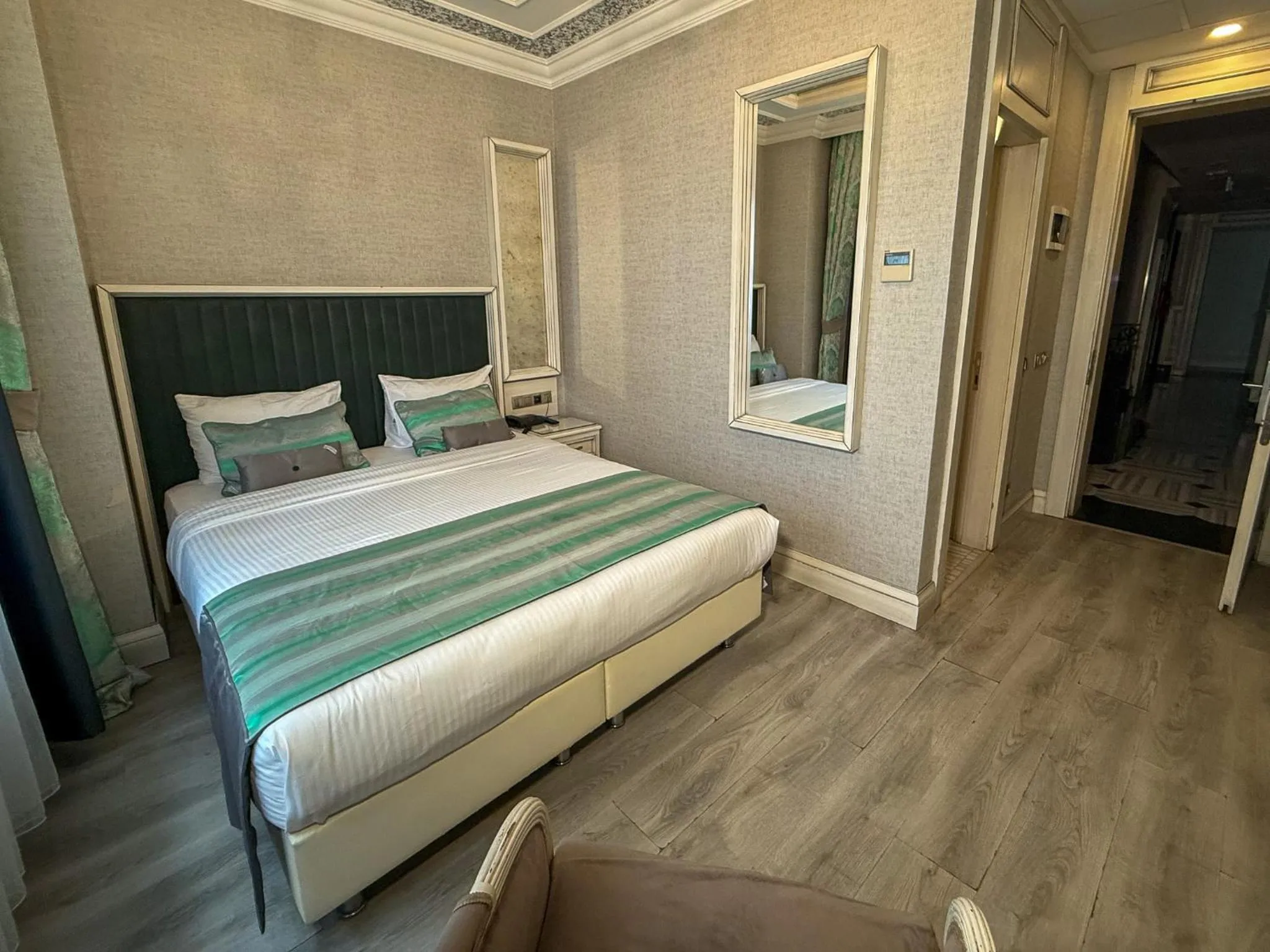 Bed in Manesol Old City Bosphorus