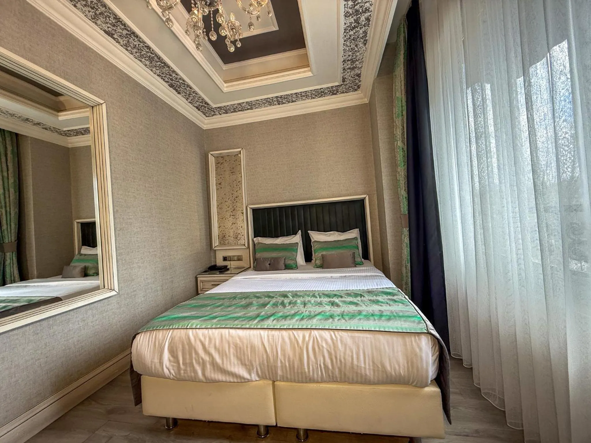 Bed in Manesol Old City Bosphorus