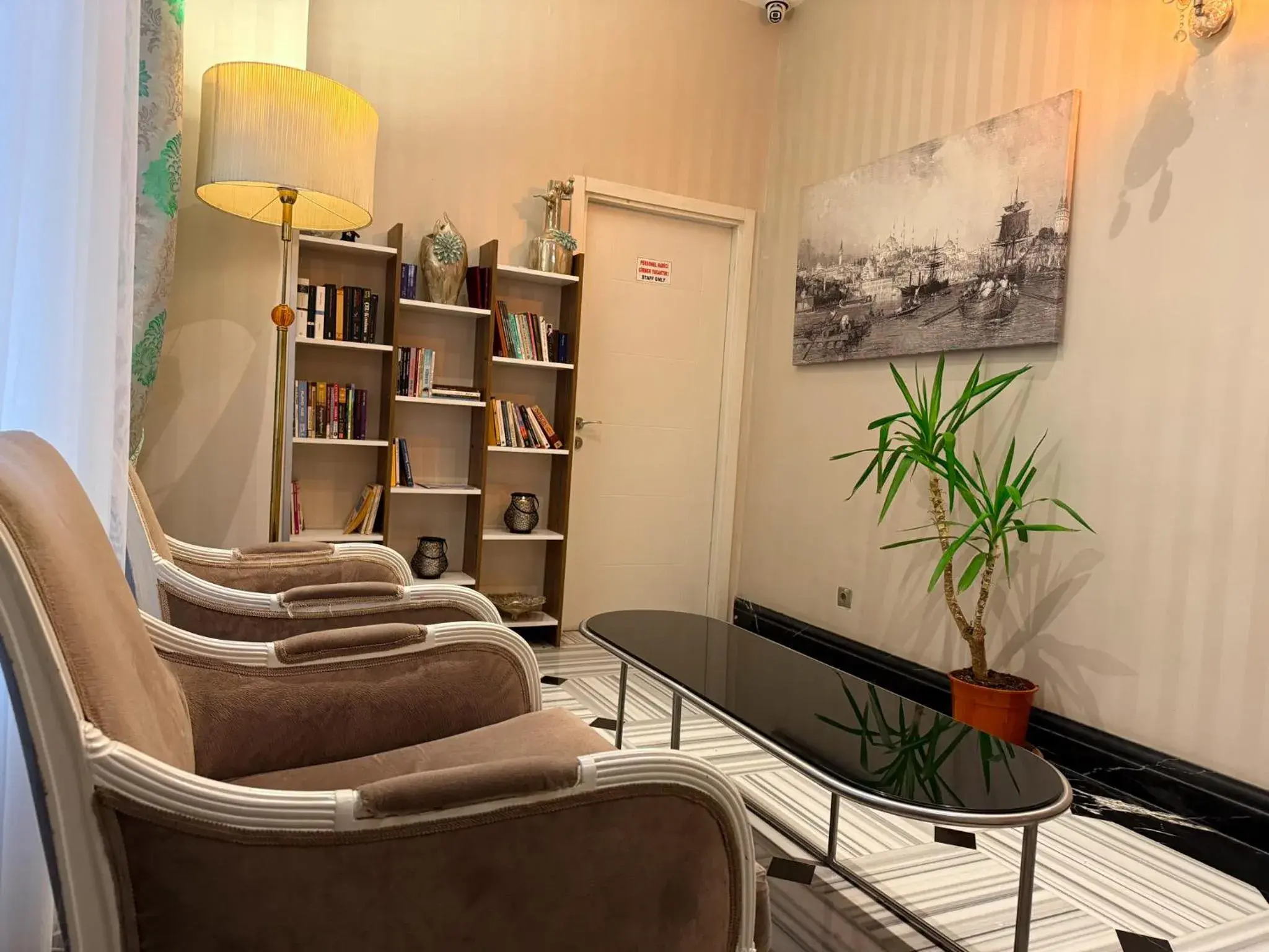 Lobby or reception in Manesol Old City Bosphorus Lobby or reception in Manesol Old City Bosphorus