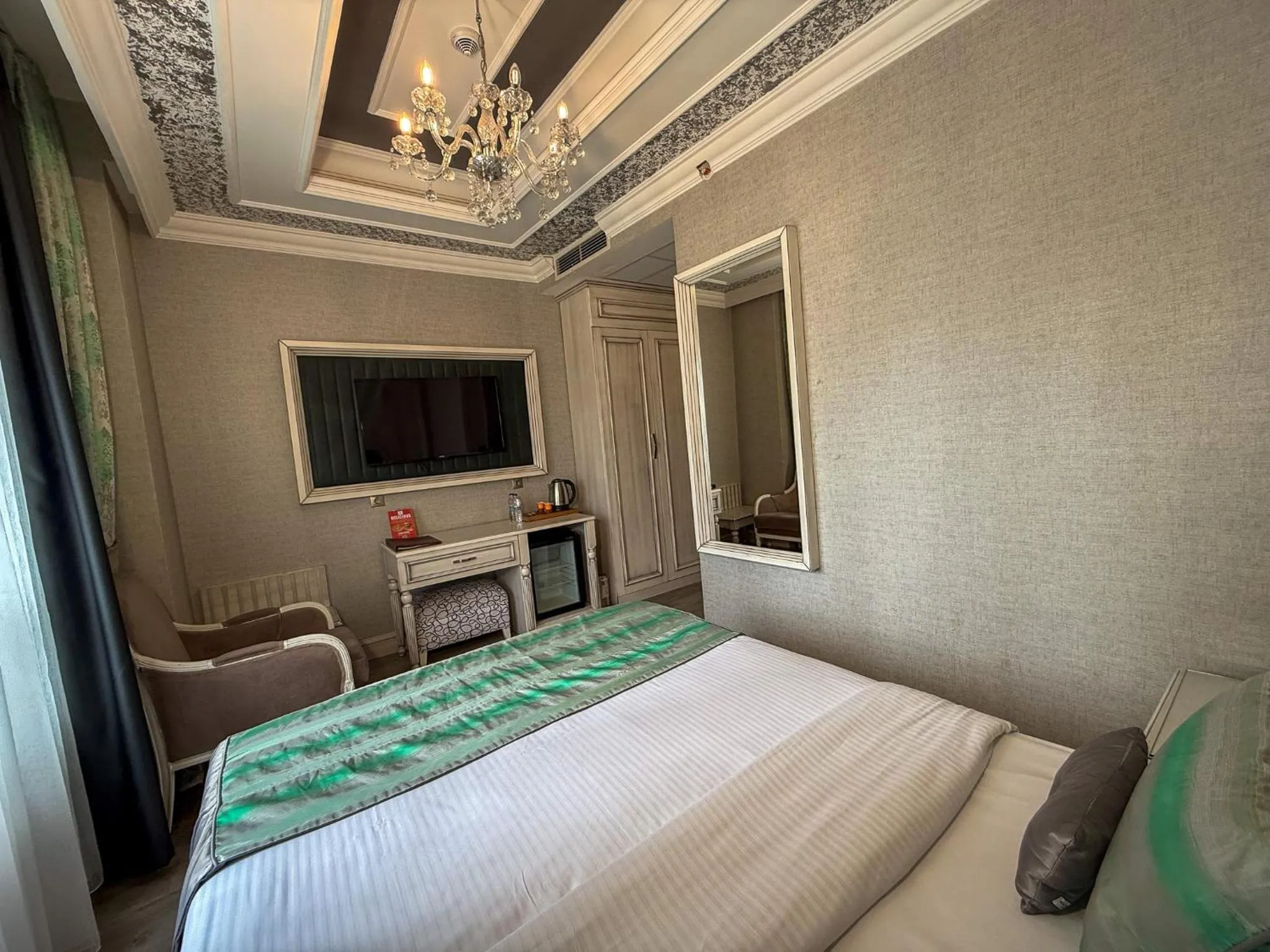 Bed in Manesol Old City Bosphorus