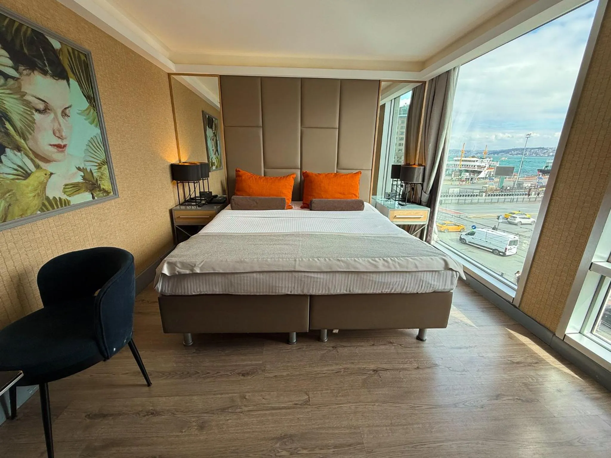 View (from property/room), Bed in Manesol Old City Bosphorus