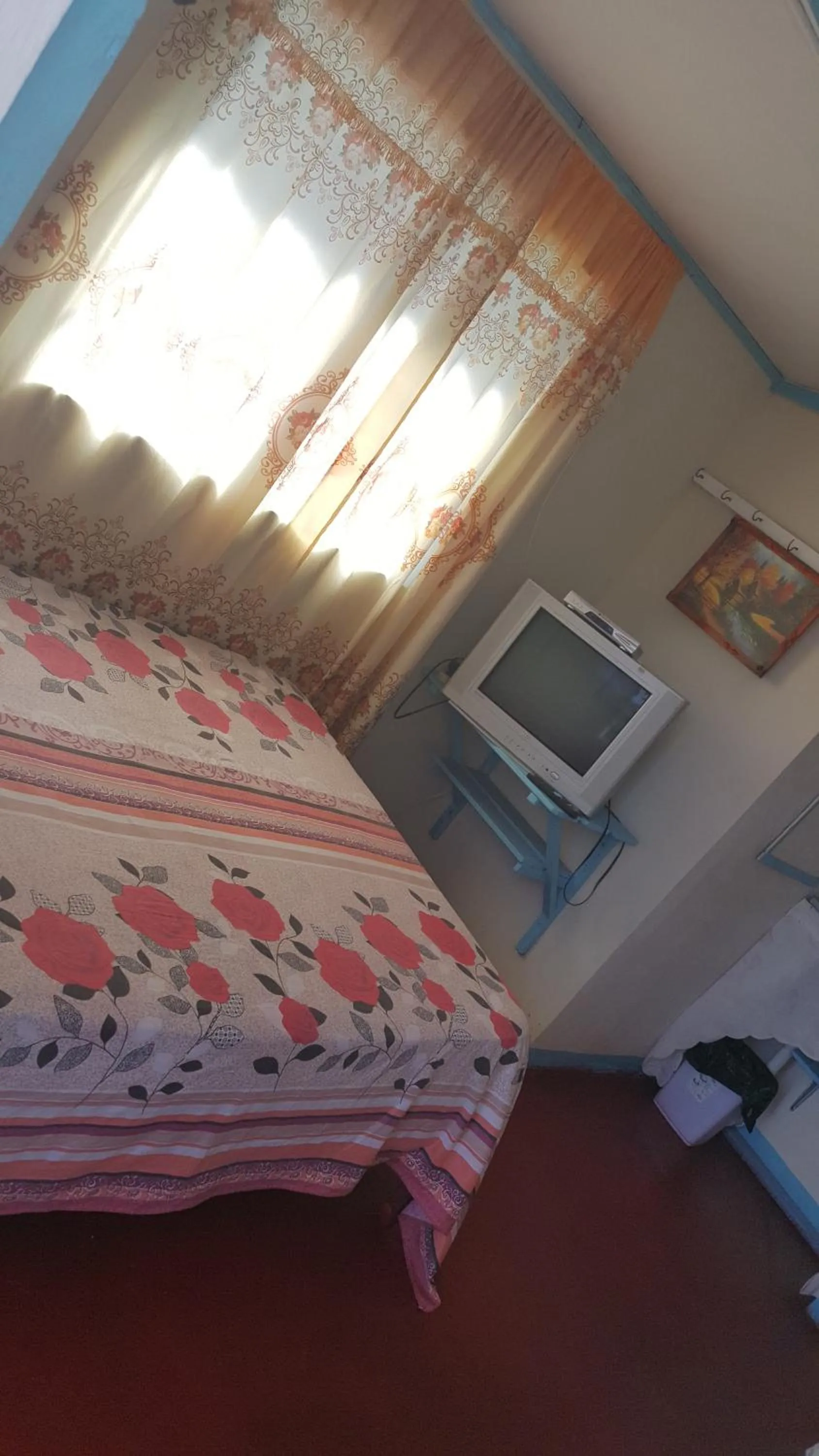 Bed in Waikiki Guest House