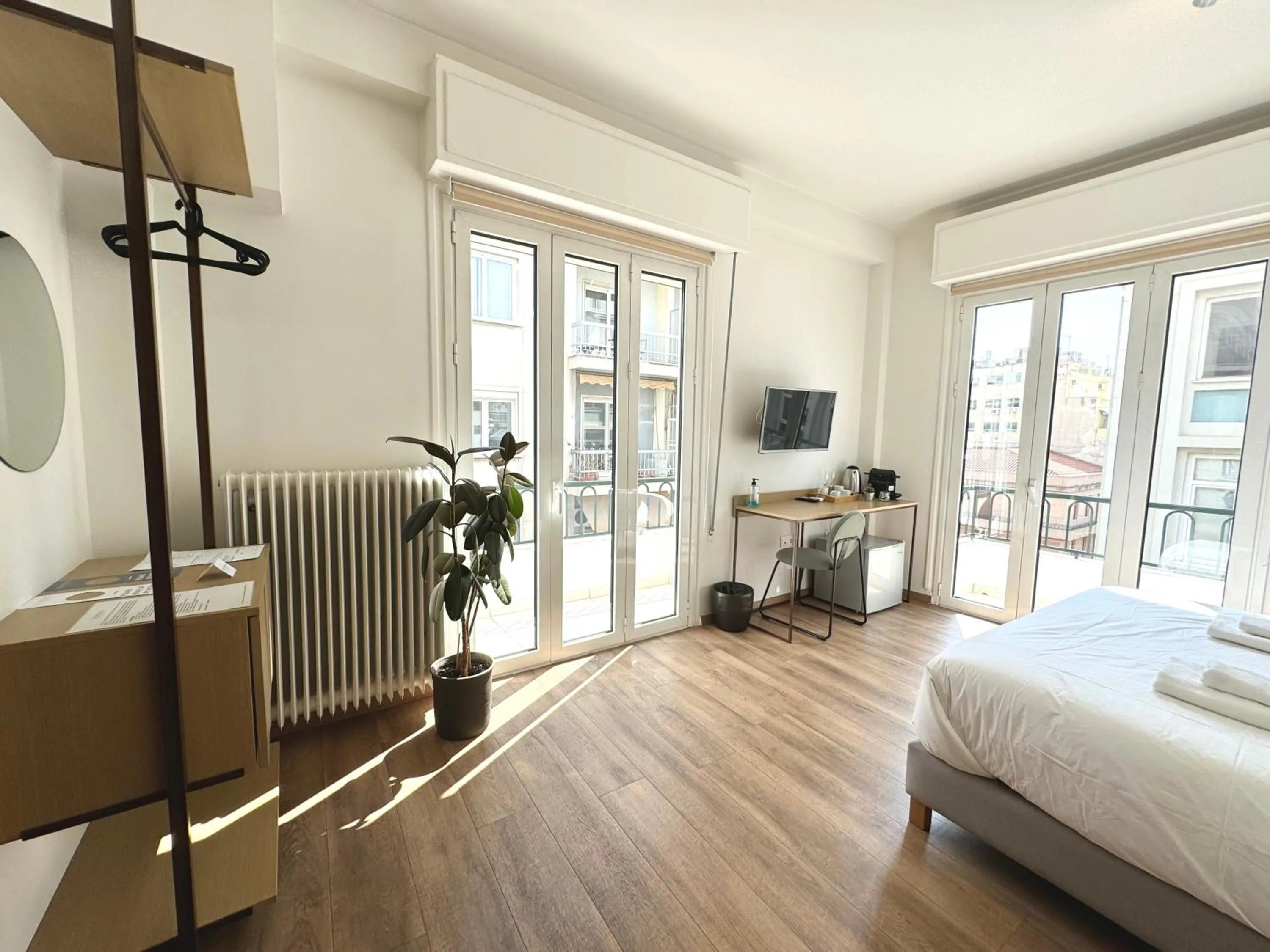 Photo of the whole room in Voulis Best Global Home