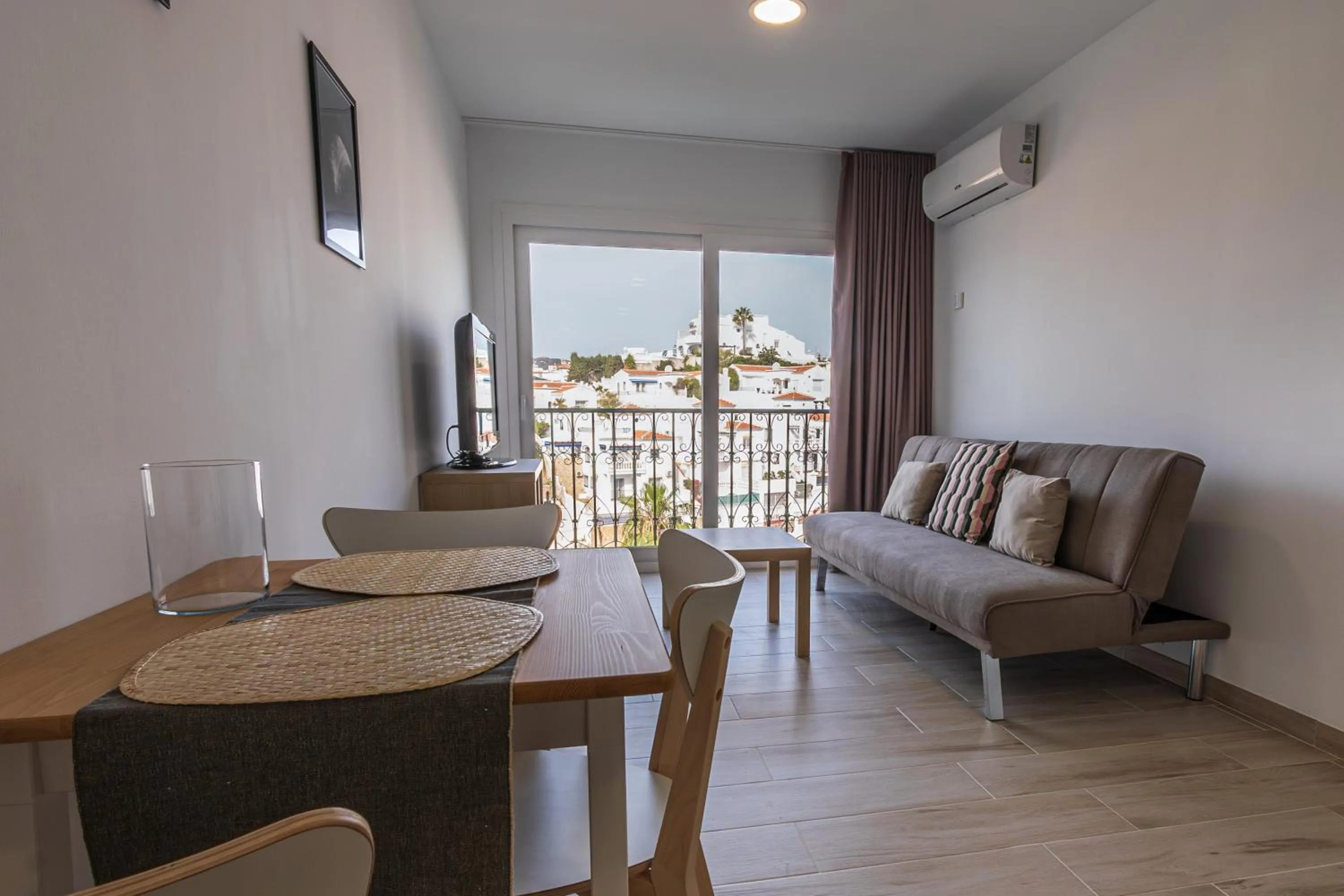 Apartamentos Turisticos José Cruz
