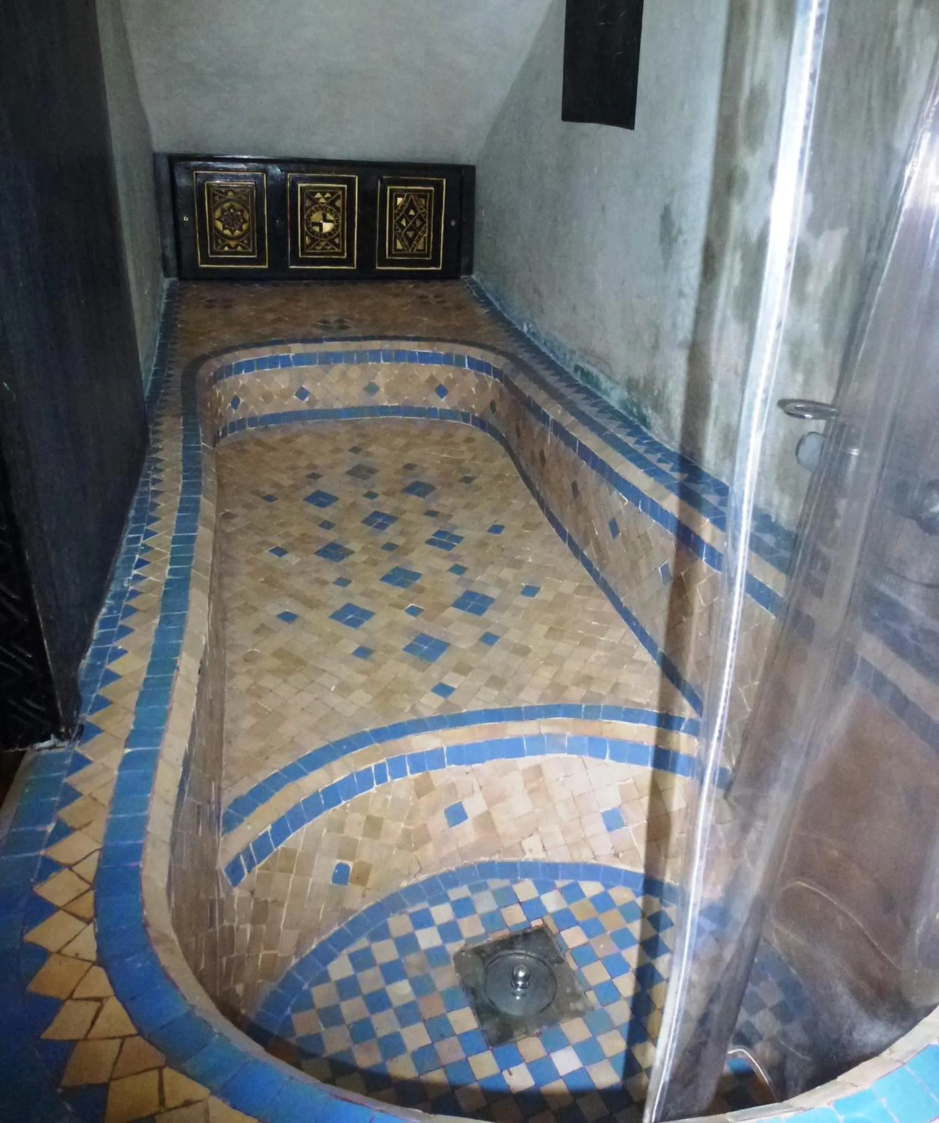 Bath in Ryad Laârouss