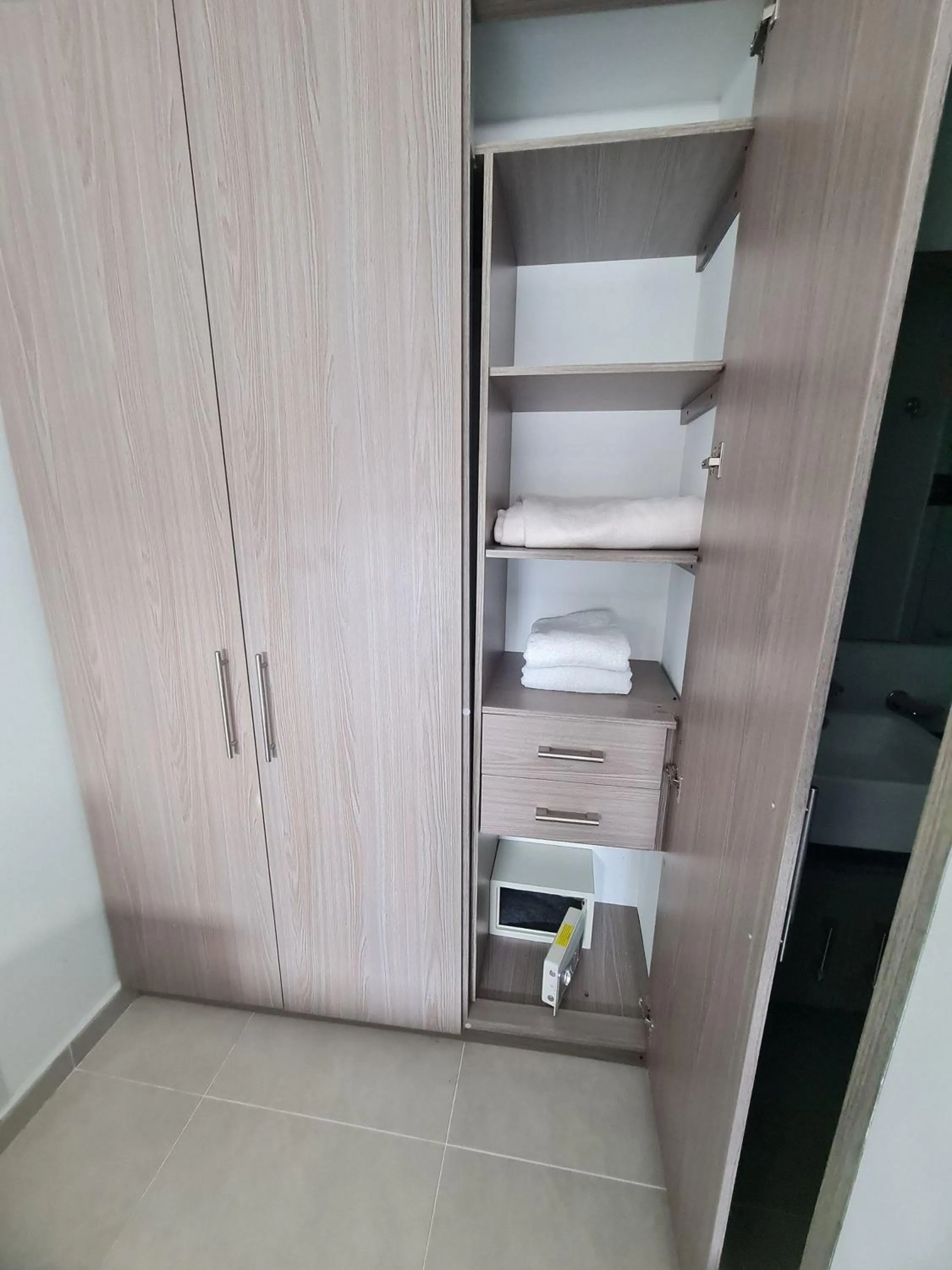 On site in 502 Moderno Aparta-Suite en Versalles Tipo Loft - Cali Tower Suites & Lofts