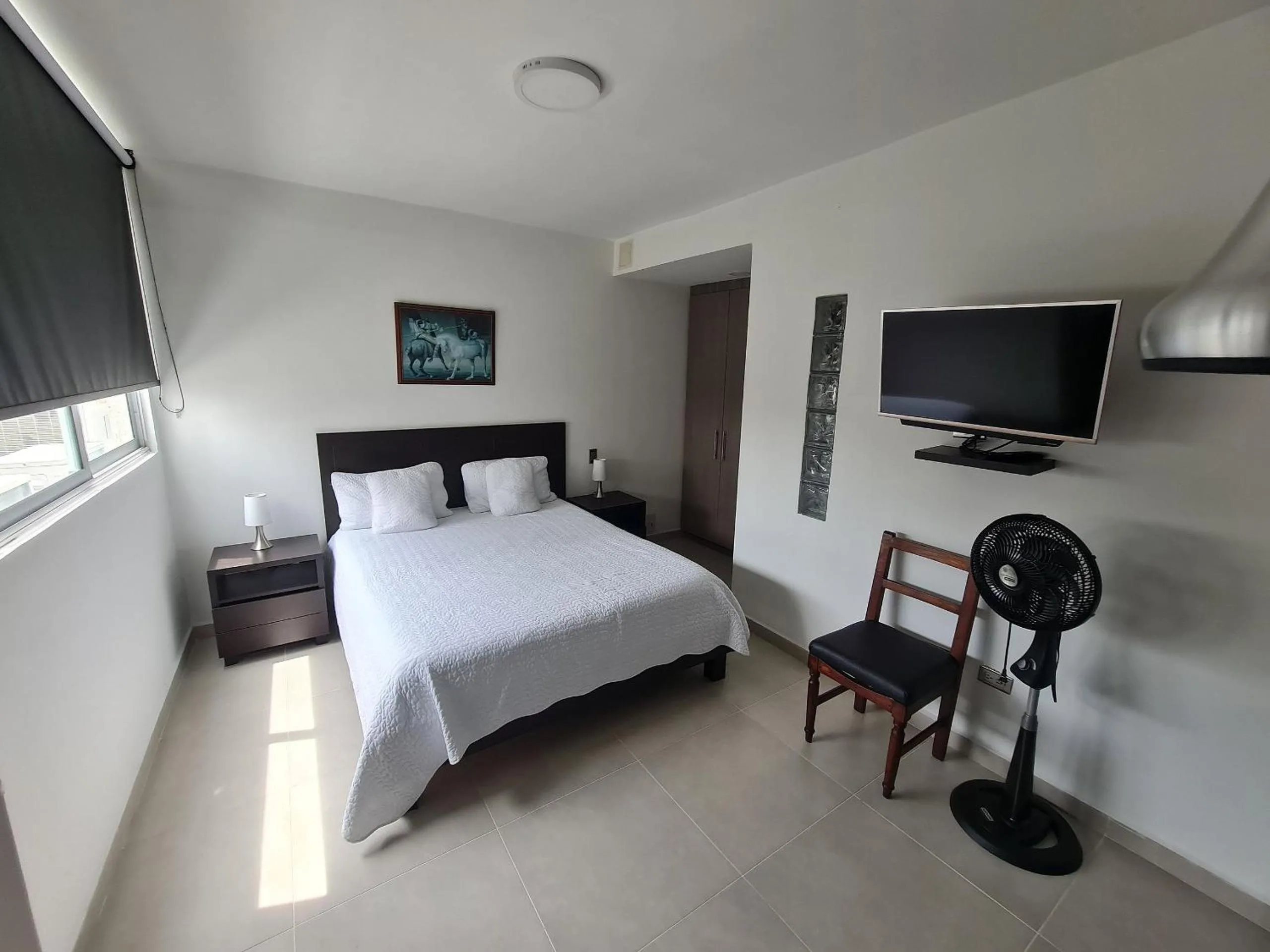 Photo of the whole room, Bed in 502 Moderno Aparta-Suite en Versalles Tipo Loft - Cali Tower Suites & Lofts