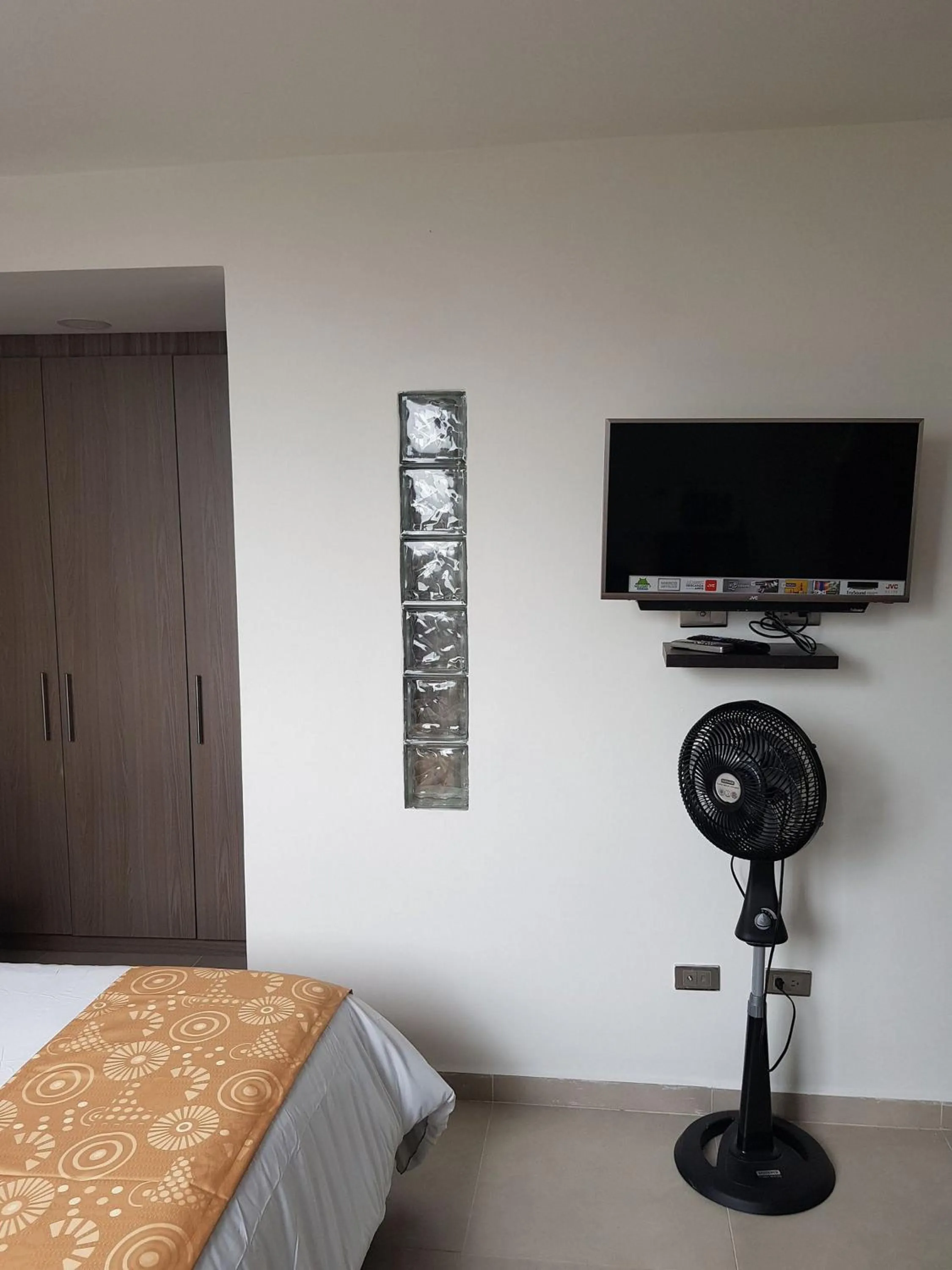 On site, Bed in 502 Moderno Aparta-Suite en Versalles Tipo Loft - Cali Tower Suites & Lofts