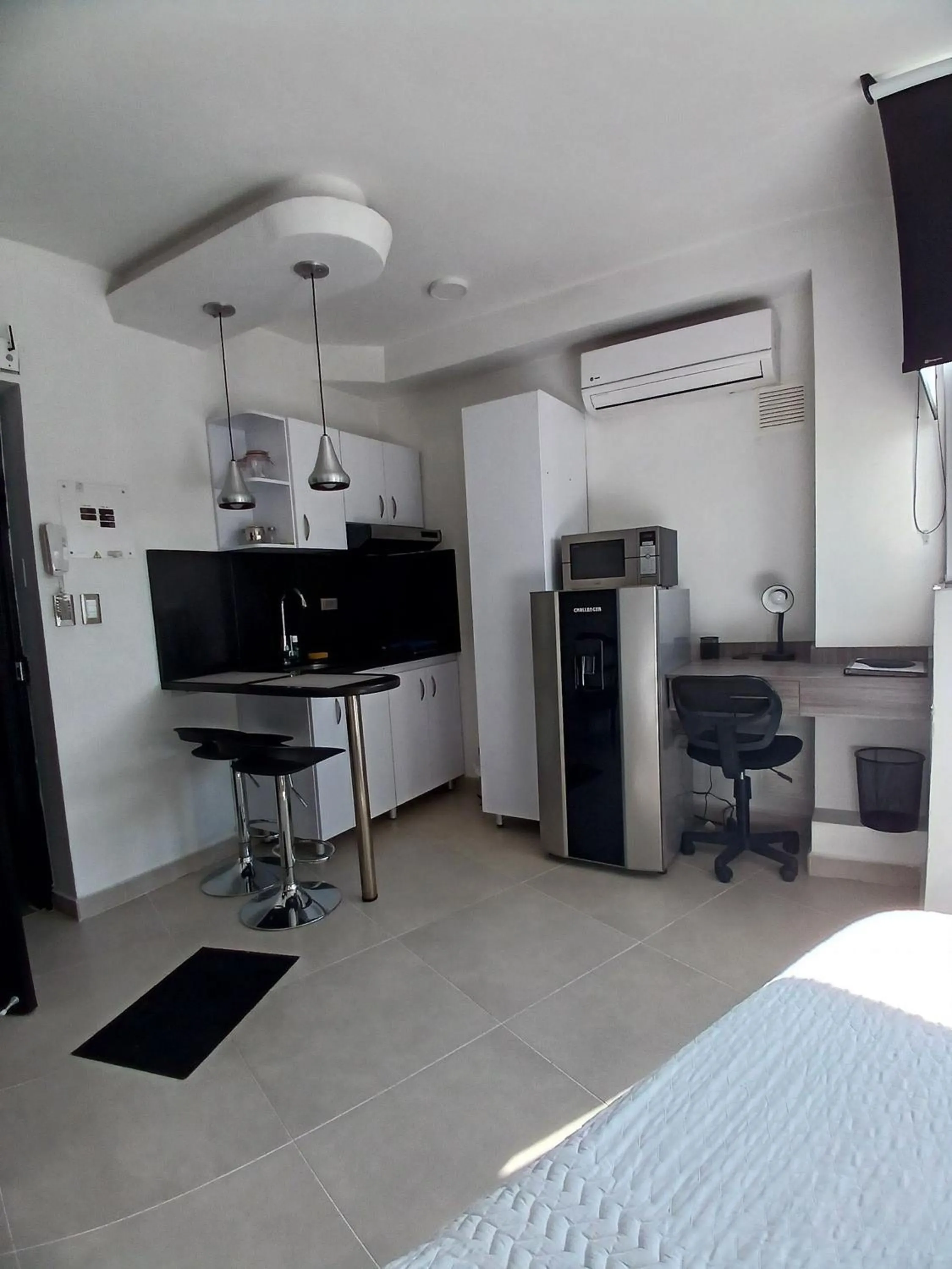 Kitchen or kitchenette in 502 Moderno Aparta-Suite en Versalles Tipo Loft - Cali Tower Suites & Lofts
