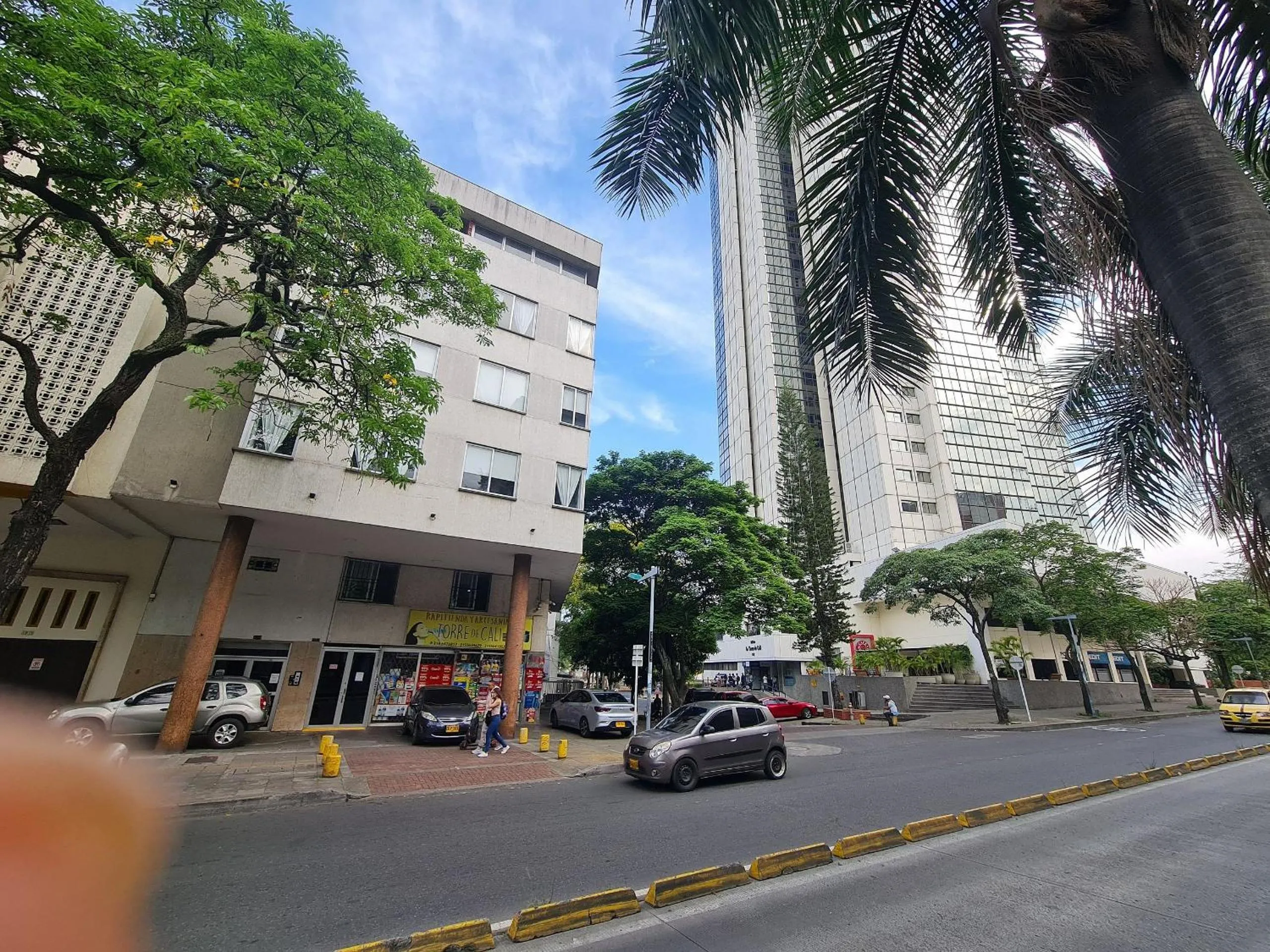 Facade/entrance in 502 Moderno Aparta-Suite en Versalles Tipo Loft - Cali Tower Suites & Lofts