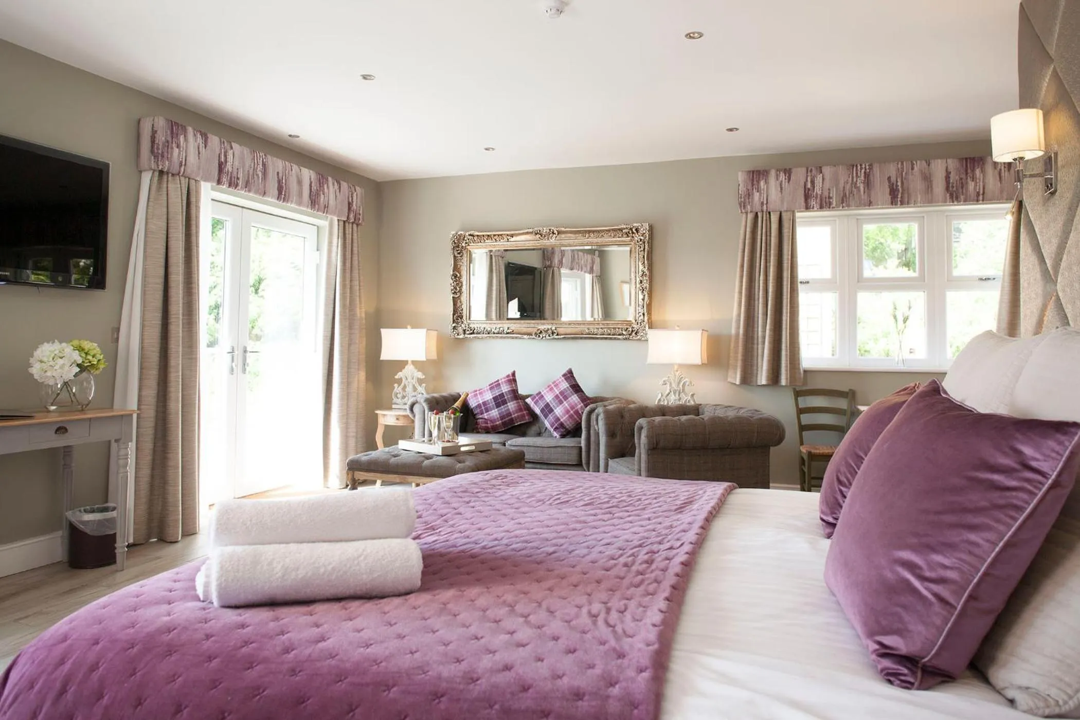 Bedroom, Bed in Black Horse Beamish