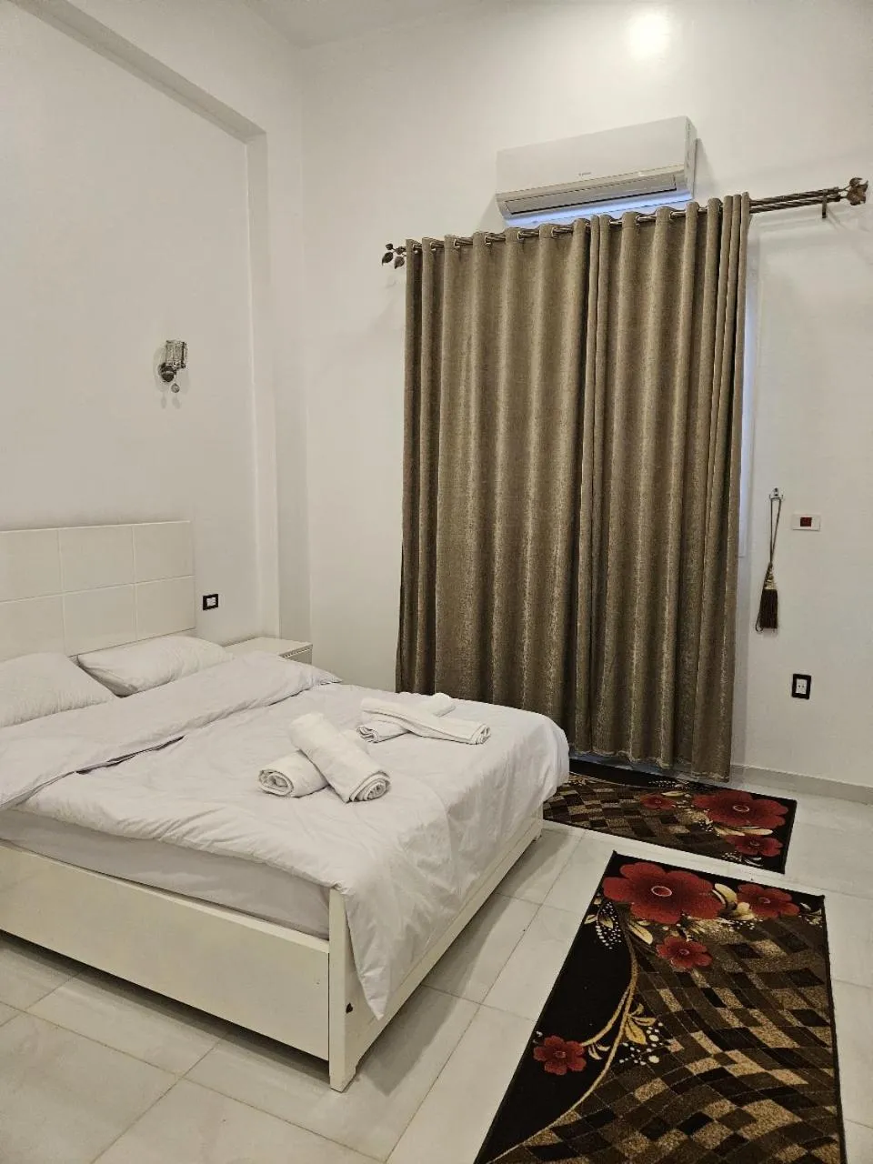 Bed in Panorama Hotel