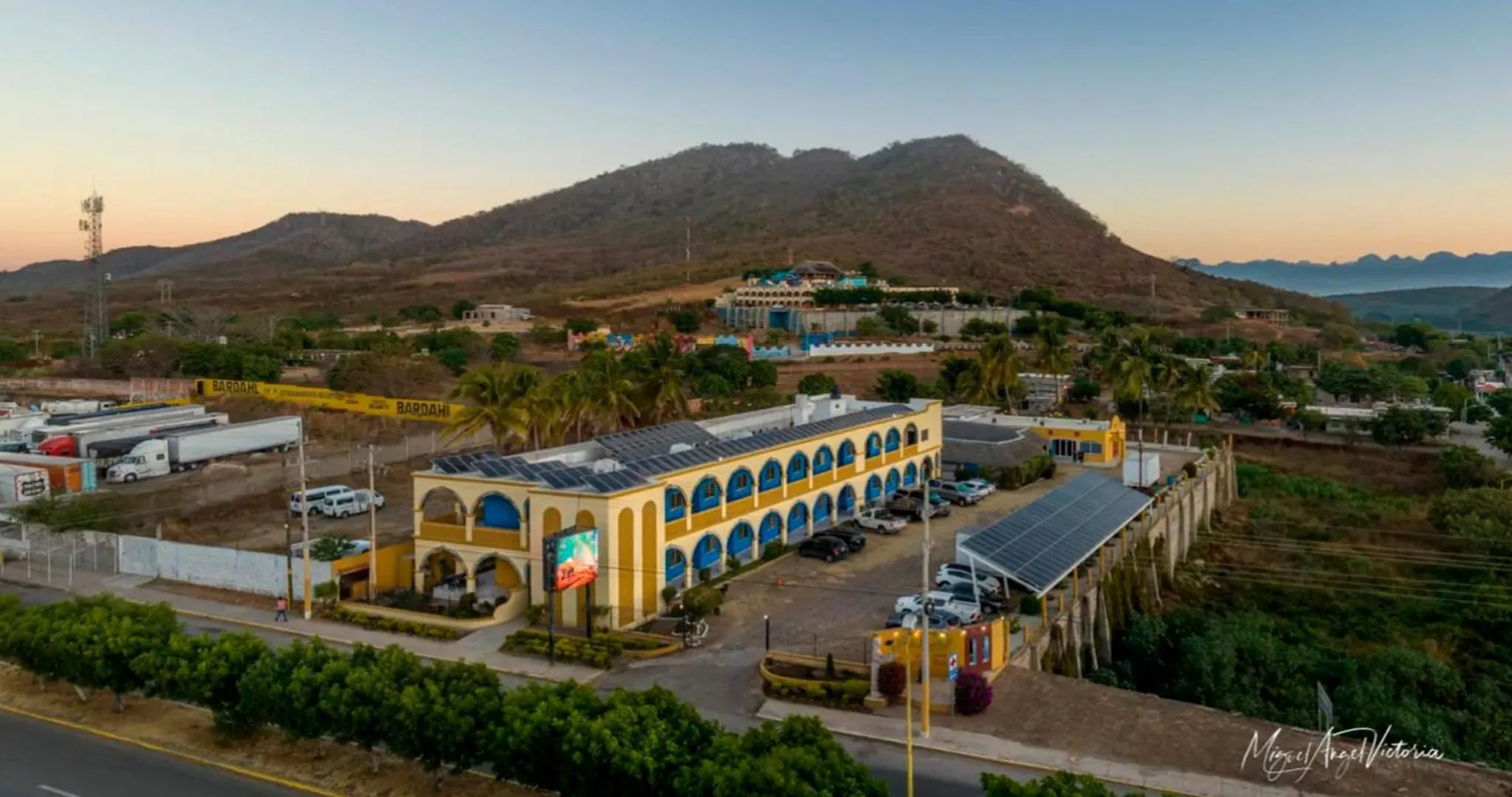 Property building in Hotel Yauco