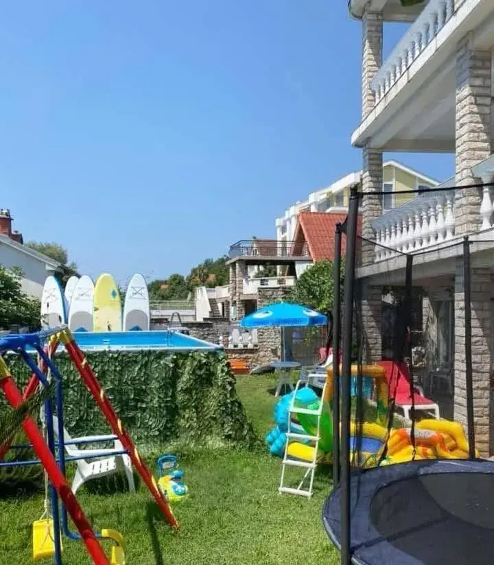 Family House with pool & sea view Family House with pool & sea view