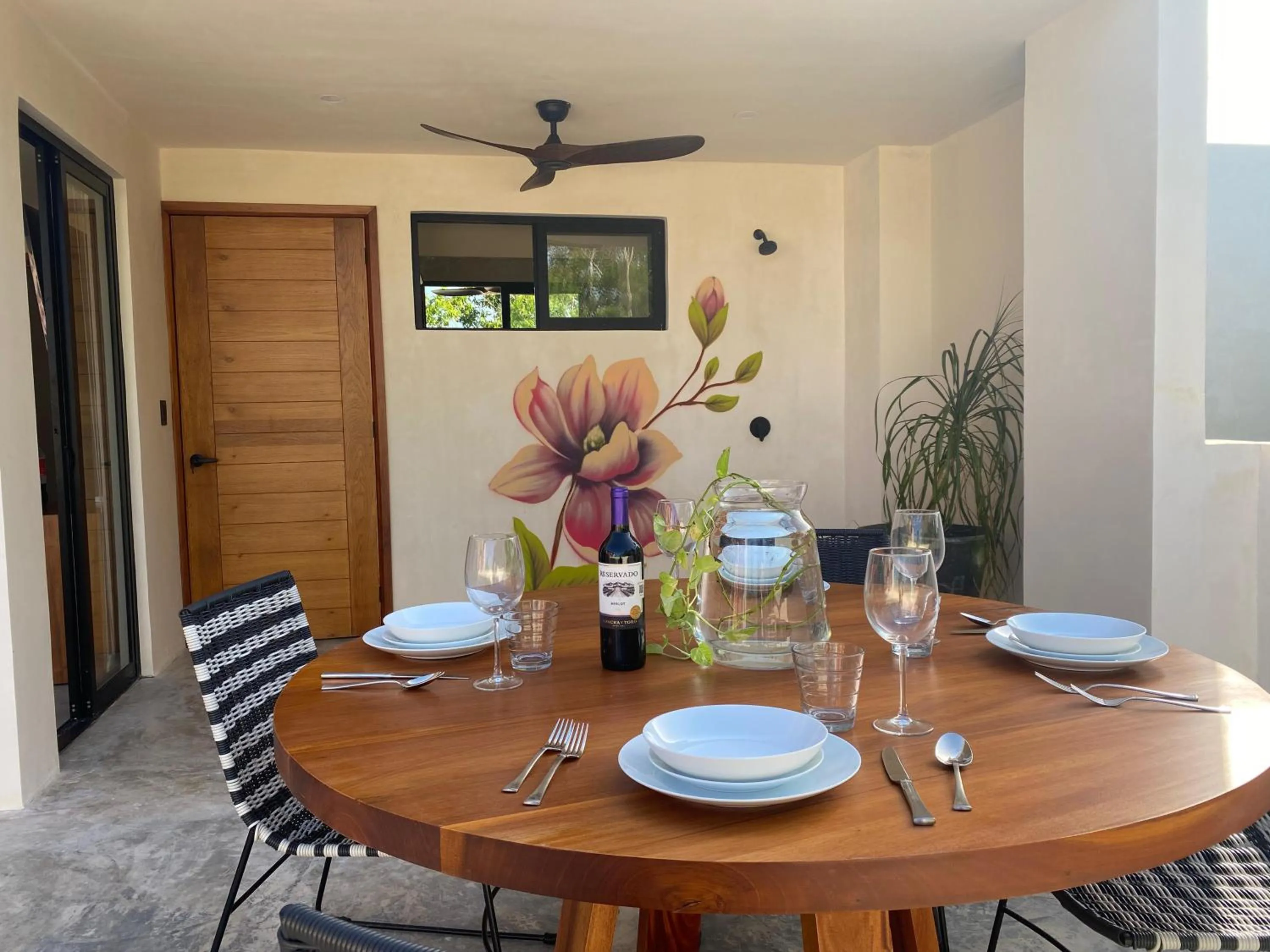 Dining area in Condominio Talulah Living Tulum
