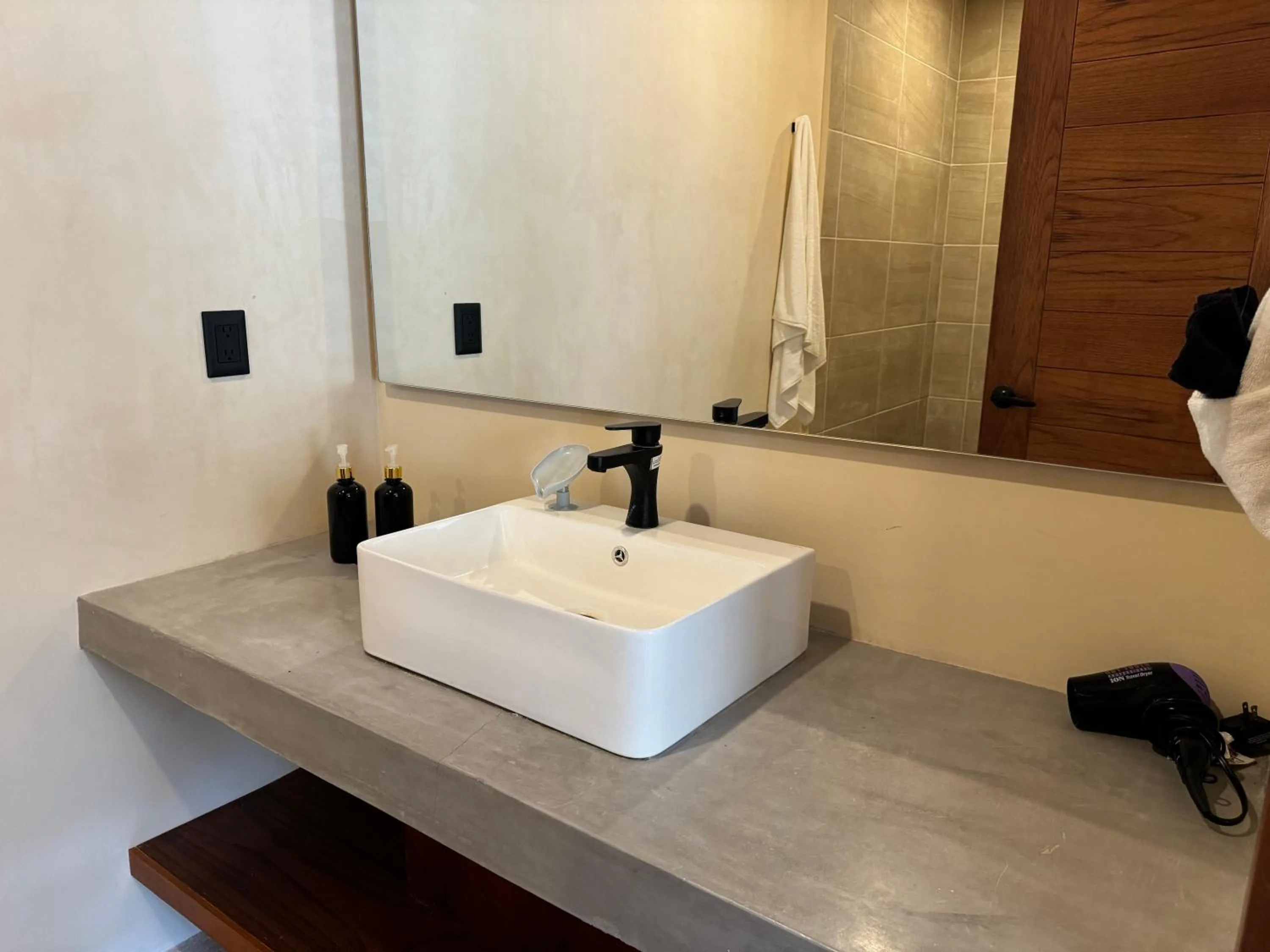 Bathroom in Condominio Talulah Living Tulum