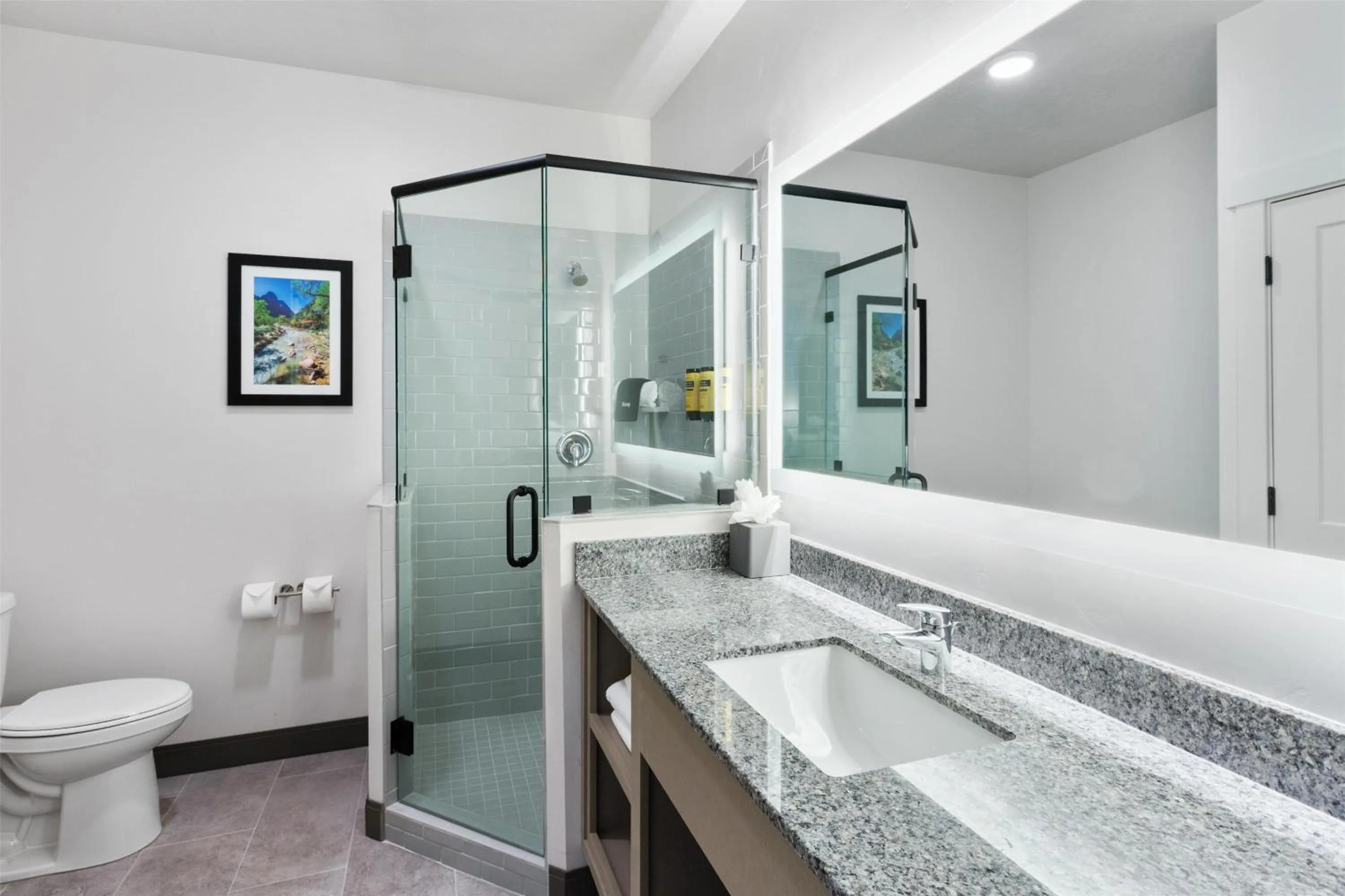 Bathroom in Best Western Plus Landmark Hotel