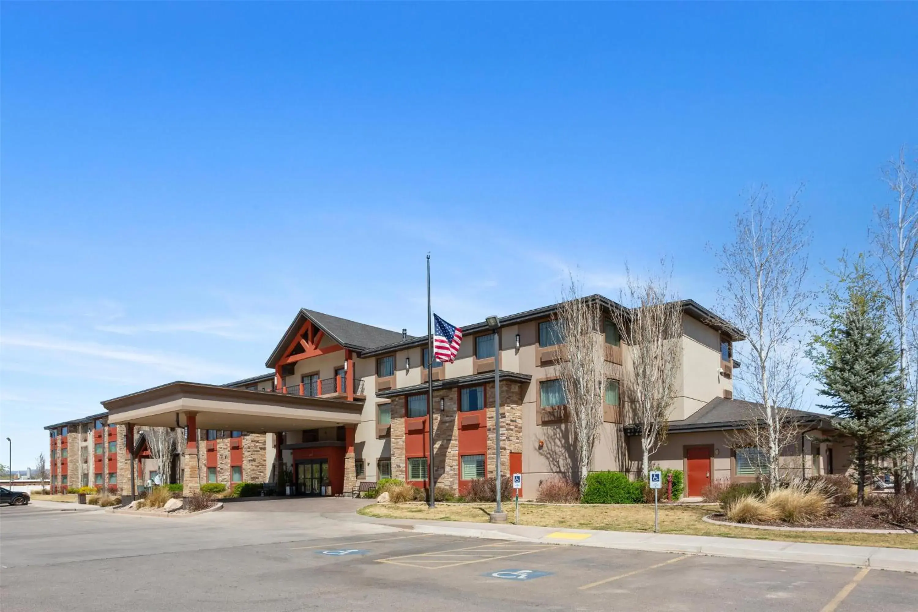 Property building in Best Western Plus Landmark Hotel Property building in Best Western Plus Landmark Hotel