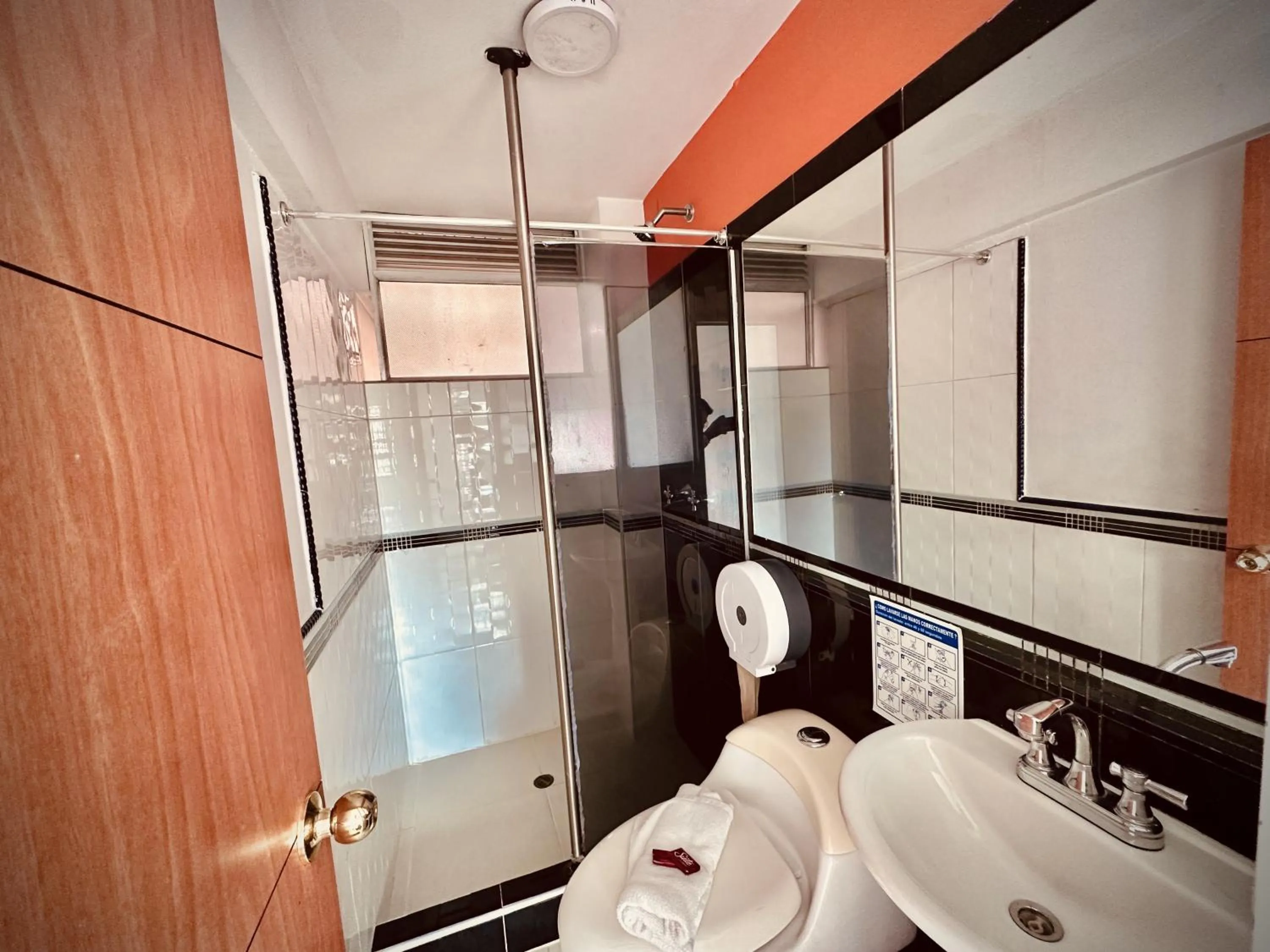 Bathroom in Bogotá Elite
