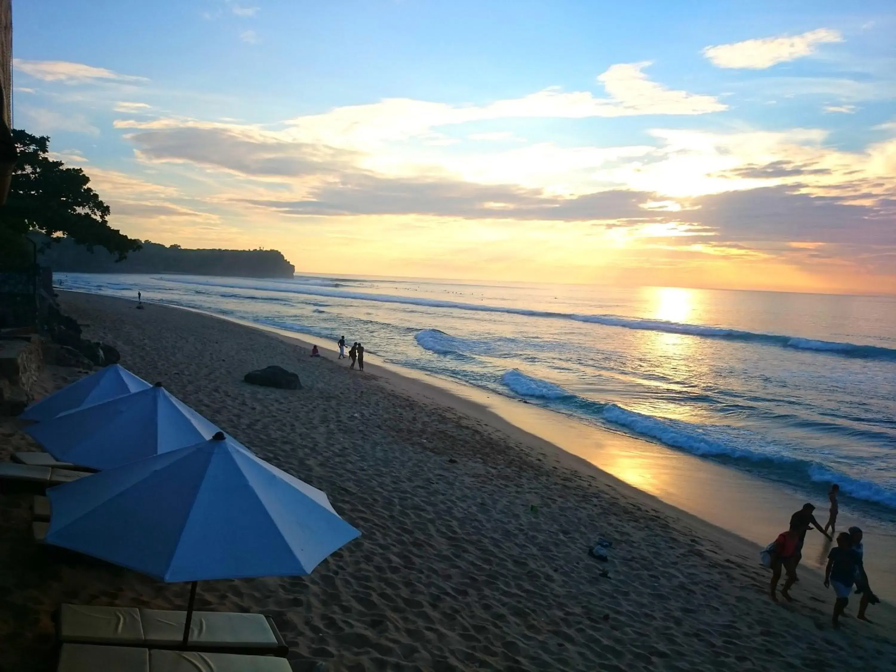 Beach in Balangan Paradise Hostel and Restaurant Beach in Balangan Paradise Hostel and Restaurant