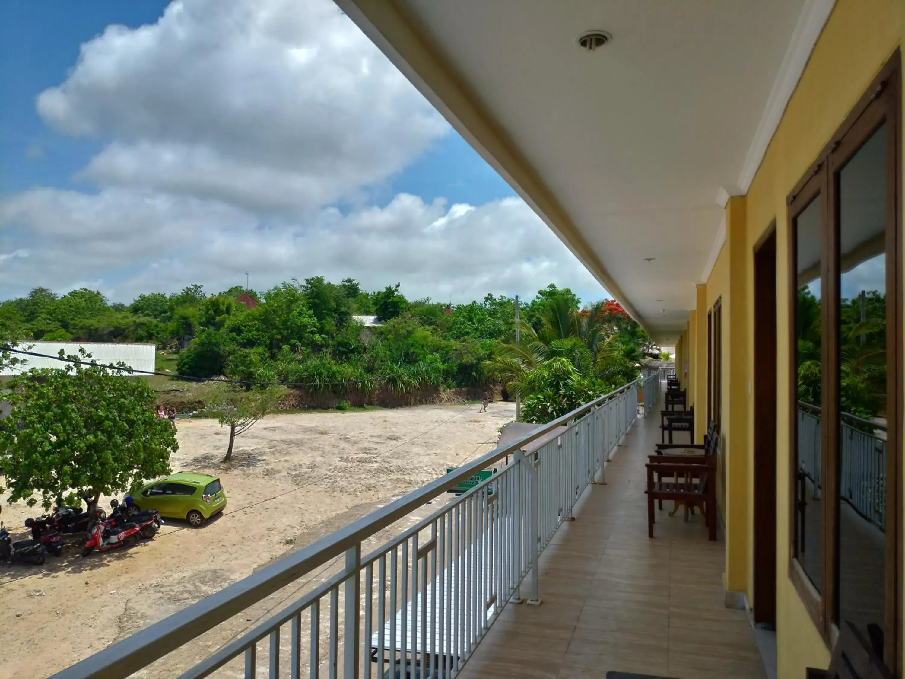 Balcony/Terrace in Balangan Paradise Hostel and Restaurant Balcony/Terrace in Balangan Paradise Hostel and Restaurant
