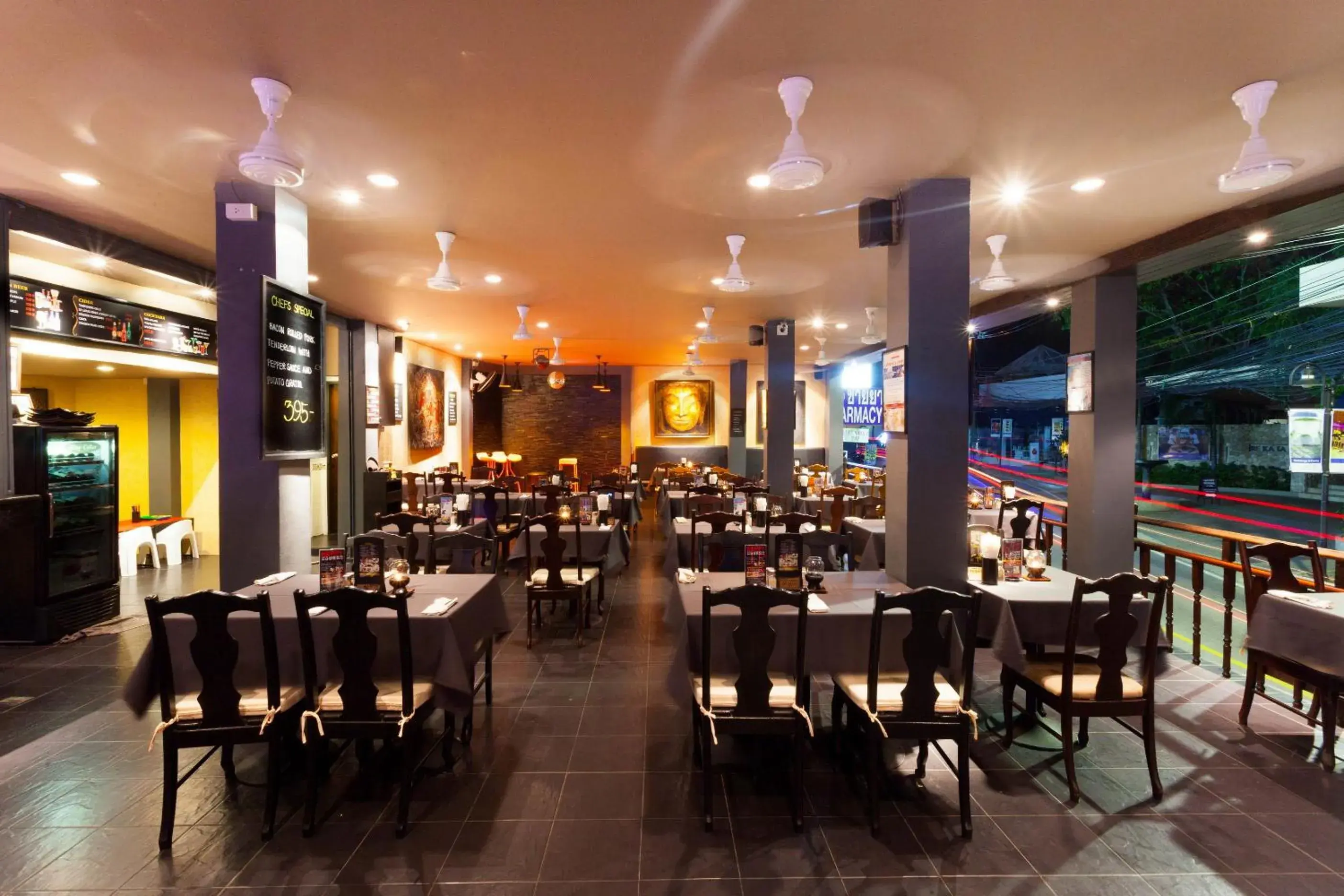Restaurant/places to eat in Two Chefs Inn Restaurant/places to eat in Two Chefs Inn