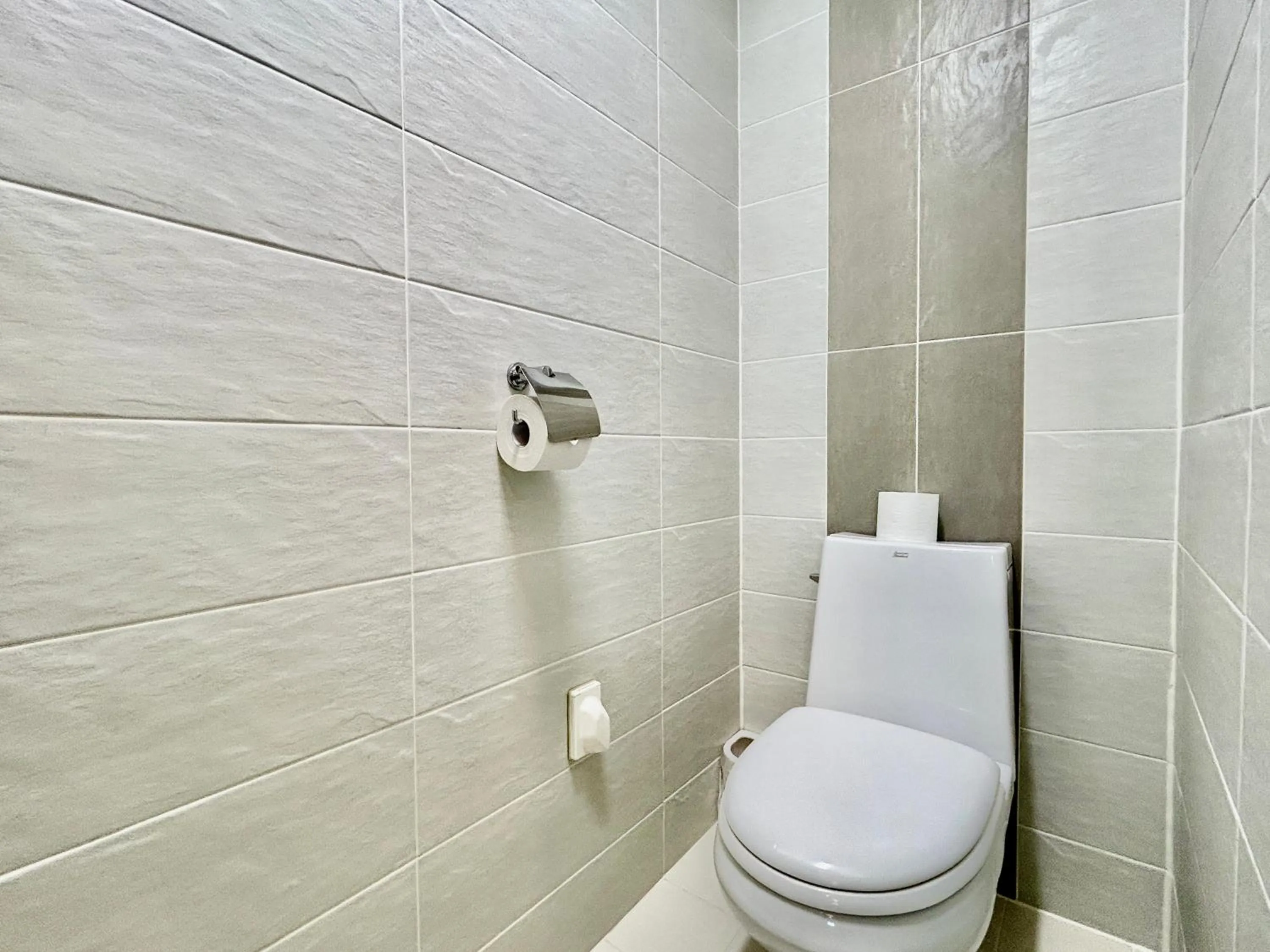 Toilet in Okpo business hotel