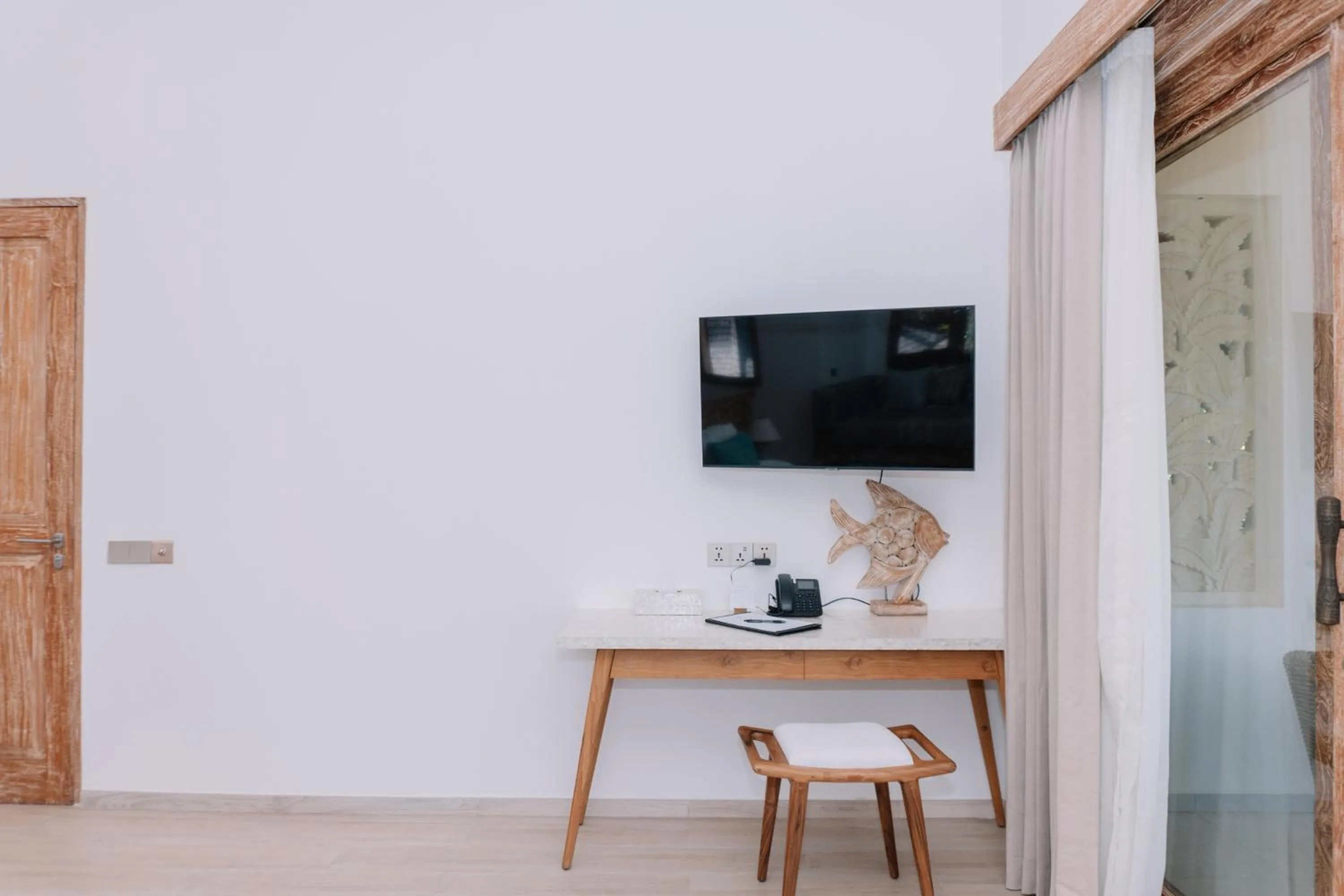 TV and multimedia in Eliana Resort And Spa