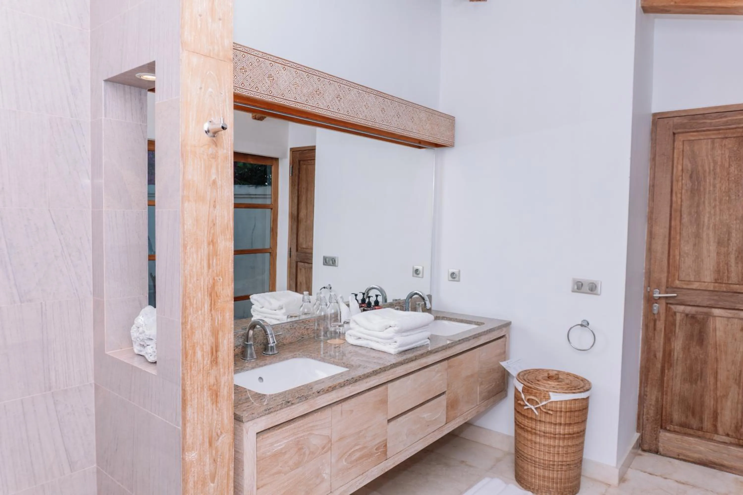 Bathroom in Eliana Resort And Spa