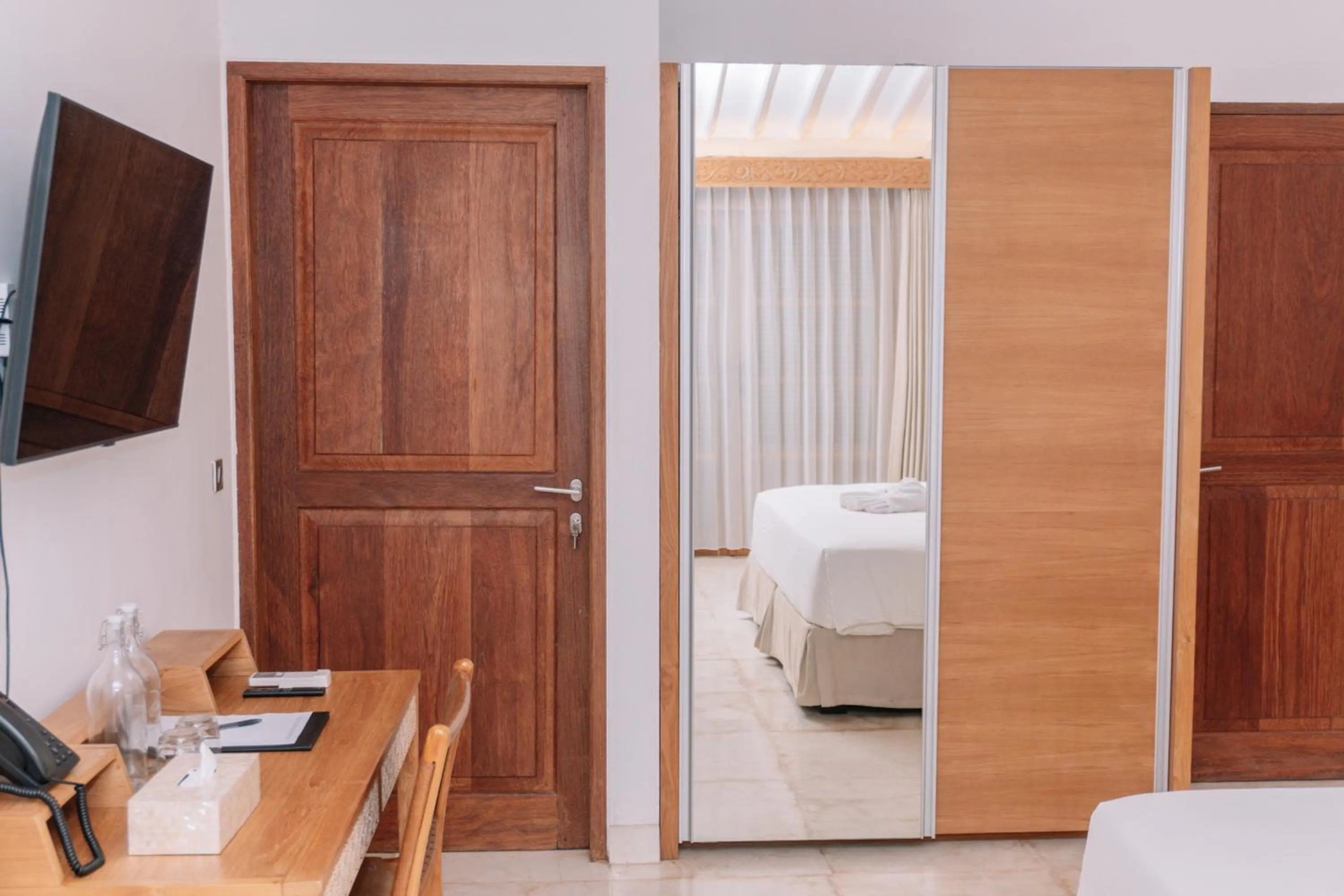 TV and multimedia, Bed in Eliana Resort And Spa