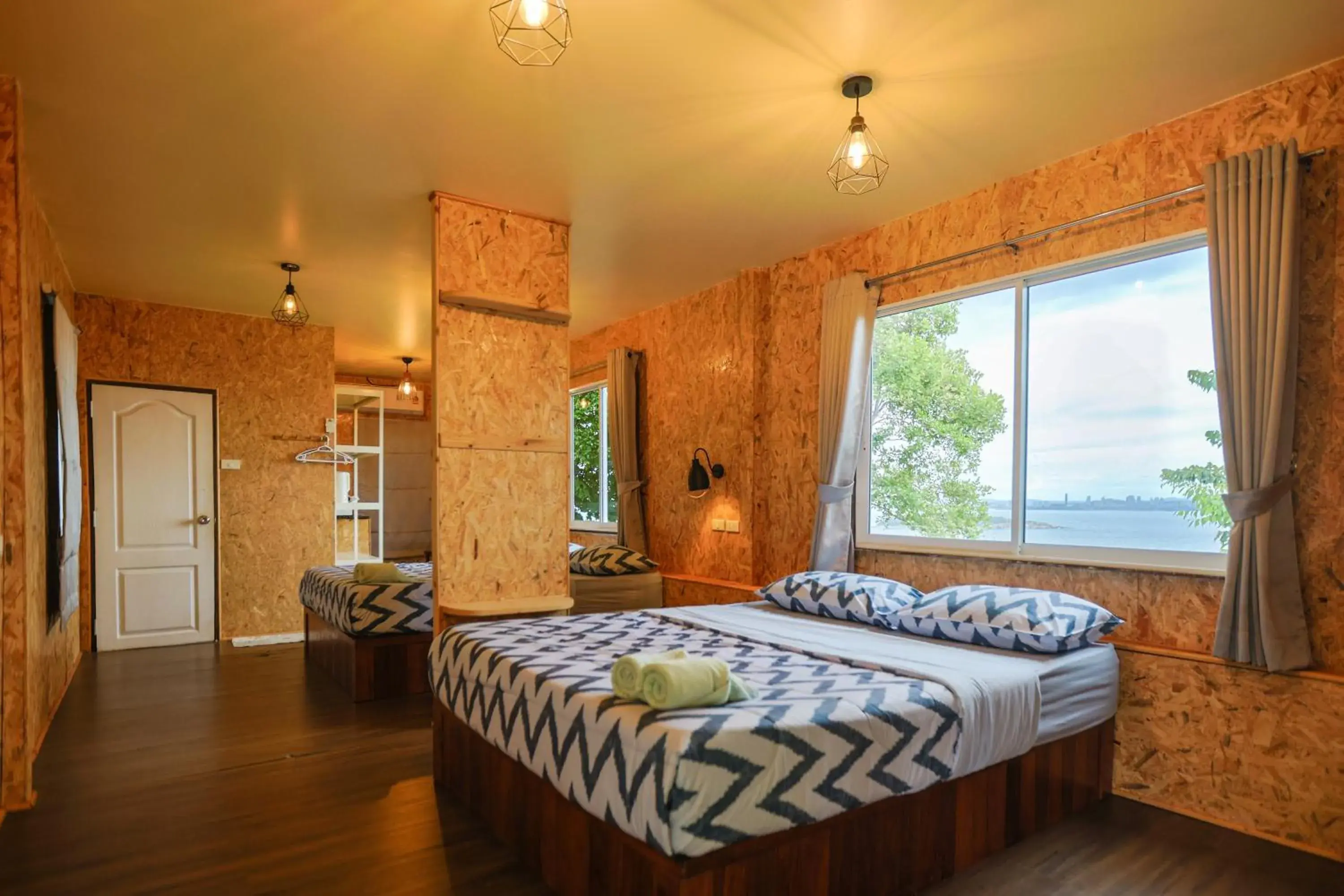 Bed in Parinya Hill Homestay & Cafe Koh Larn Bed in Parinya Hill Homestay & Cafe Koh Larn