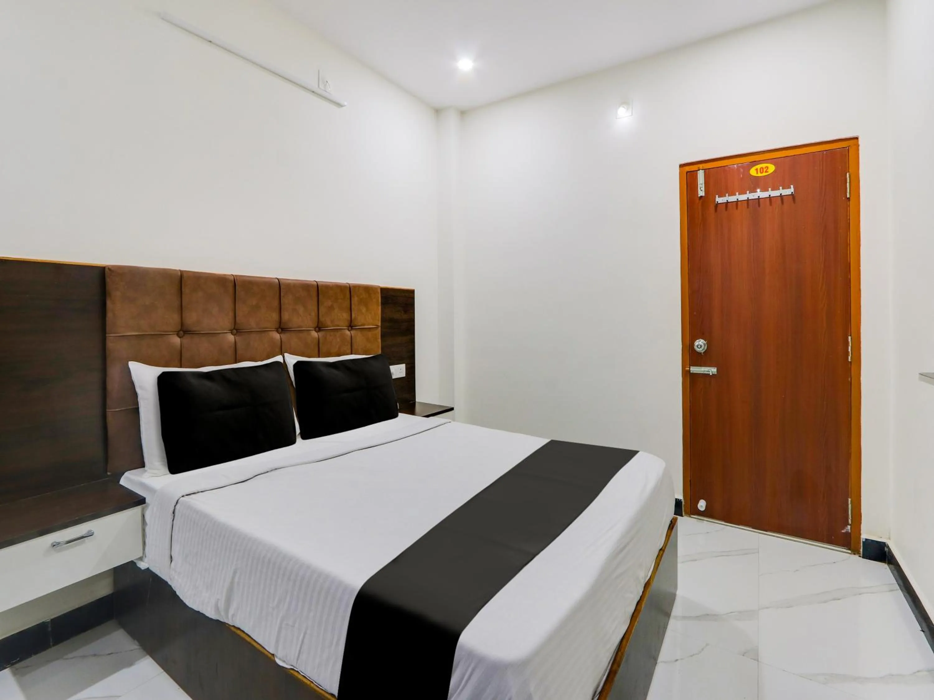 Bedroom, Bed in Super Hotel O Arjun Residency