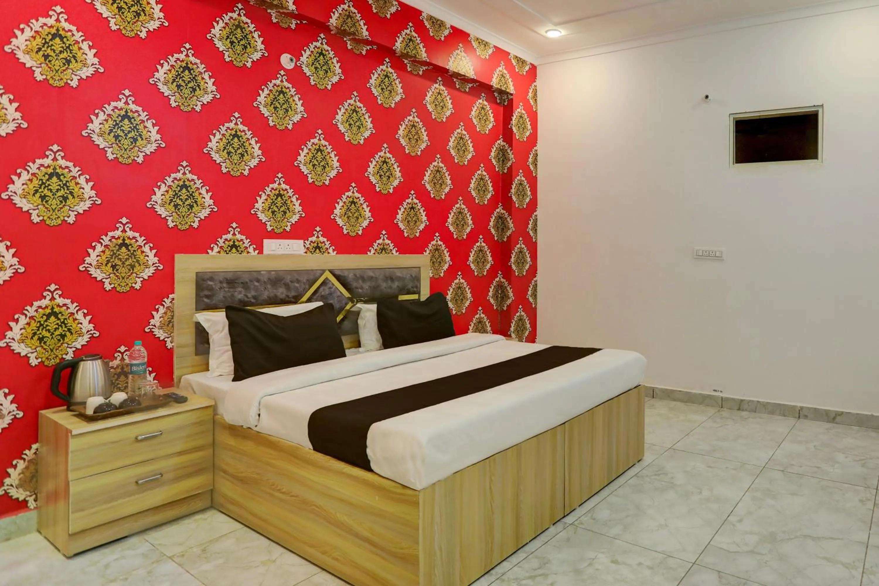 Bedroom, Bed in Hotel O BR INN