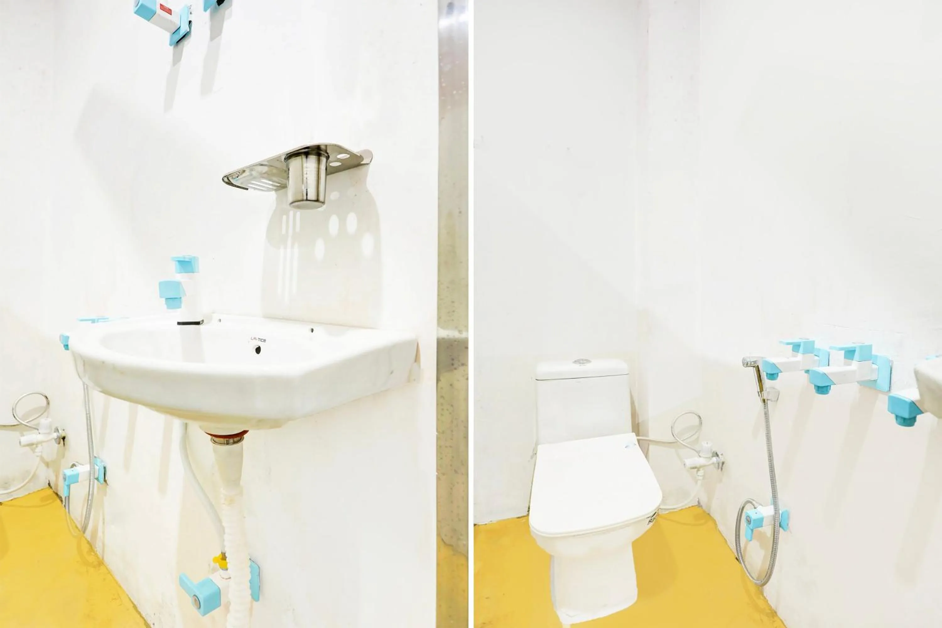 Bathroom in Hotel O D.K. PALACE HOTEL & ROOMS