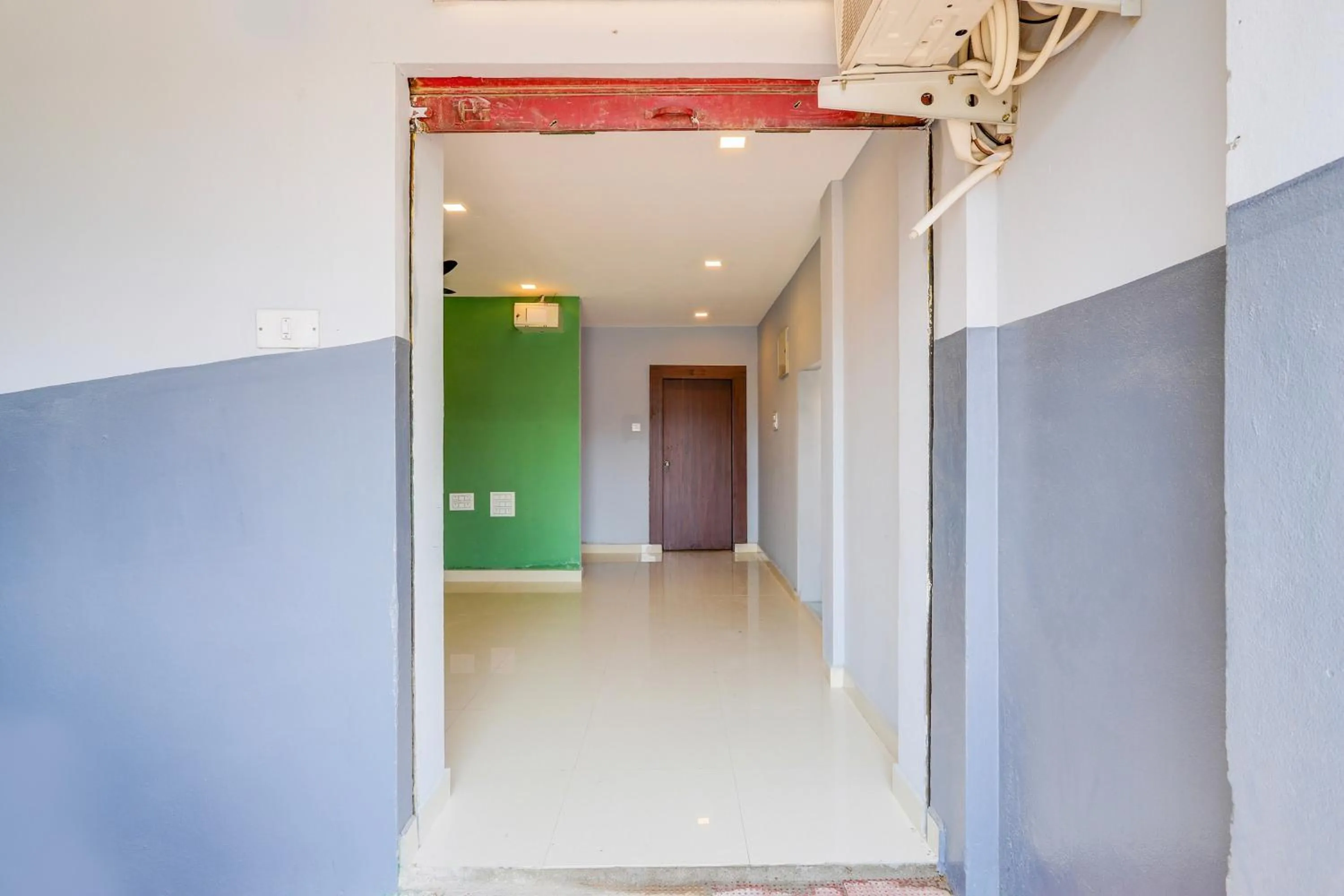 Facade/entrance in Hotel O Ragas