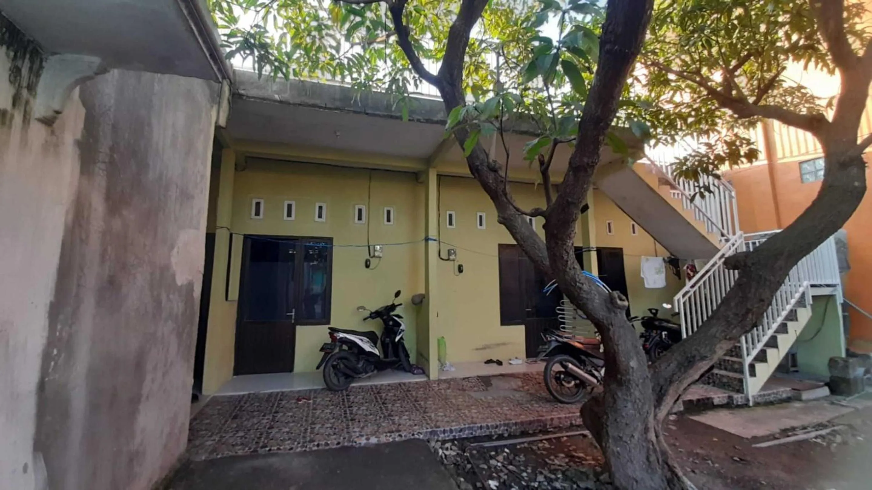 Hotel O Aero Kost Bu Lisa Syariah Near Pasar Tradisional Lawang