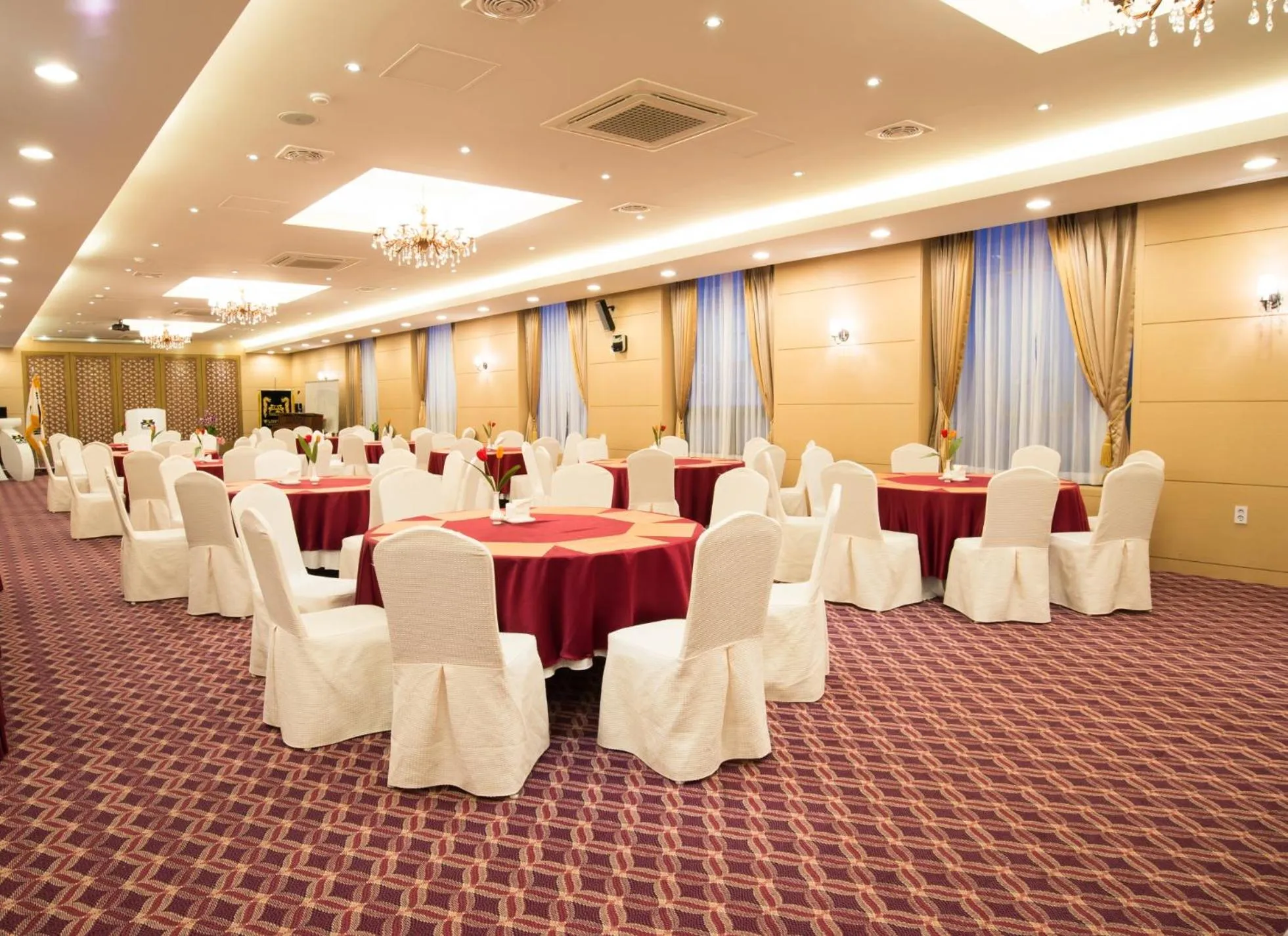 Pungnam Tourist Hotel