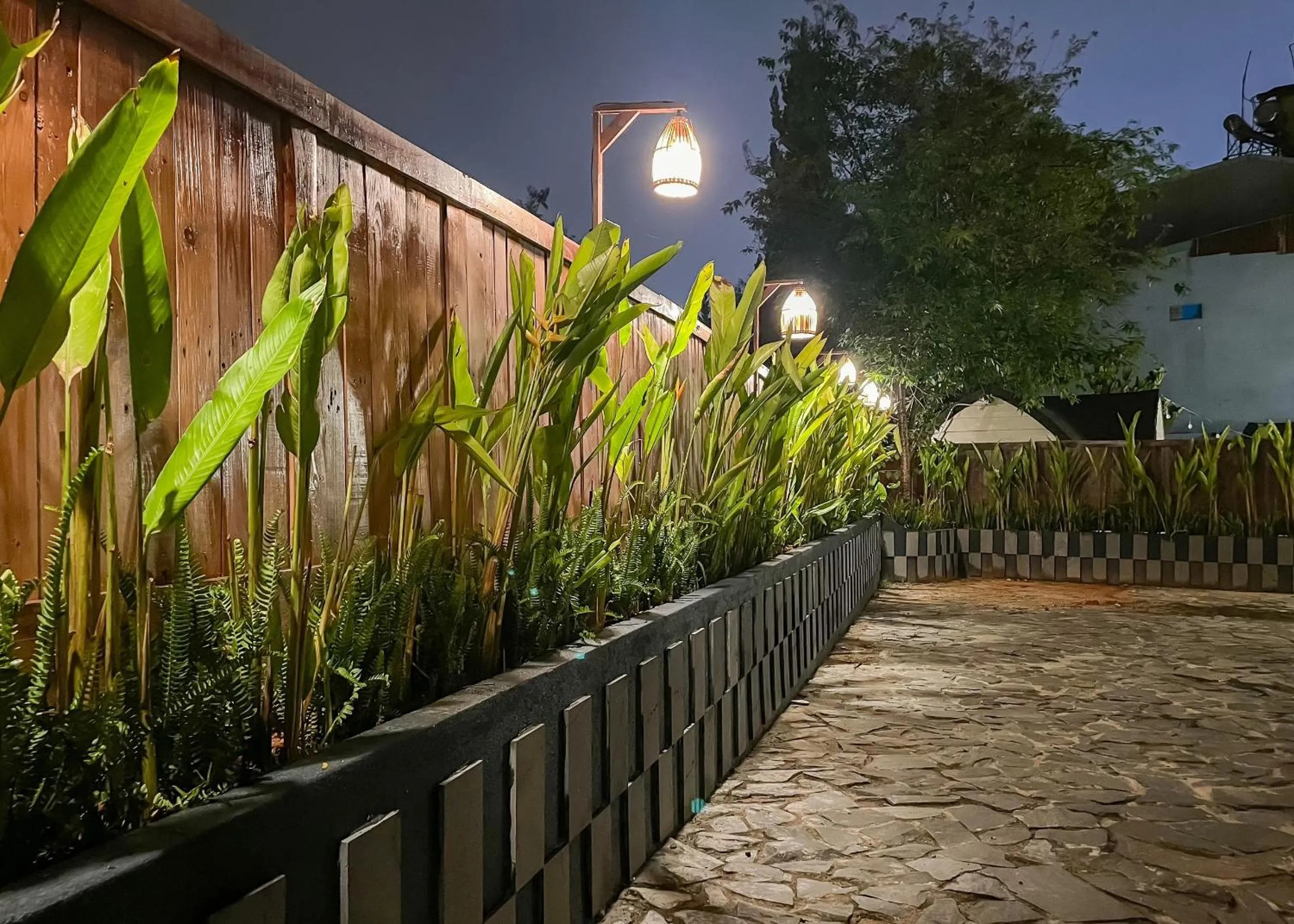 Night in Cottage Retreat DALAT