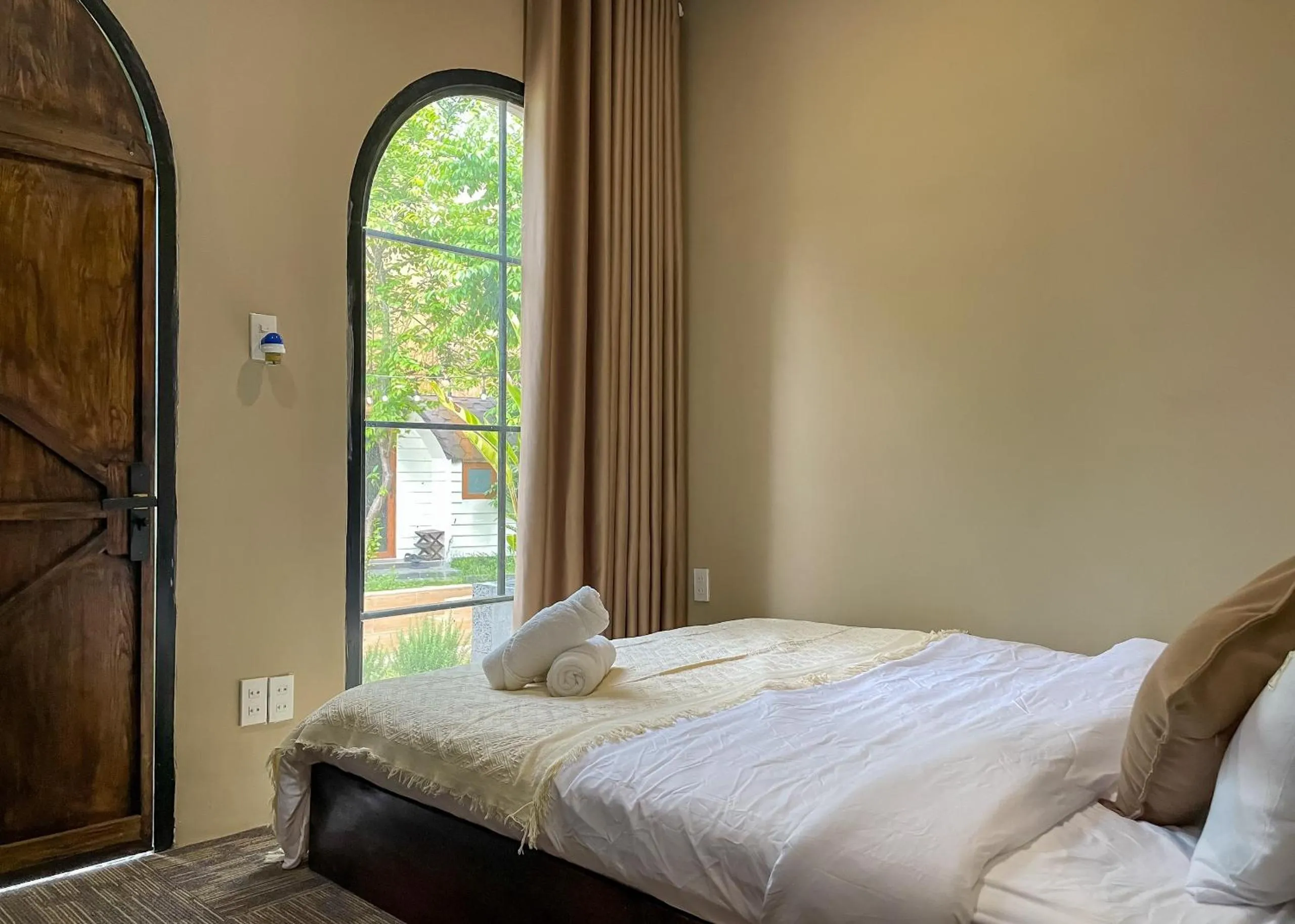 Bed in Cottage Retreat DALAT