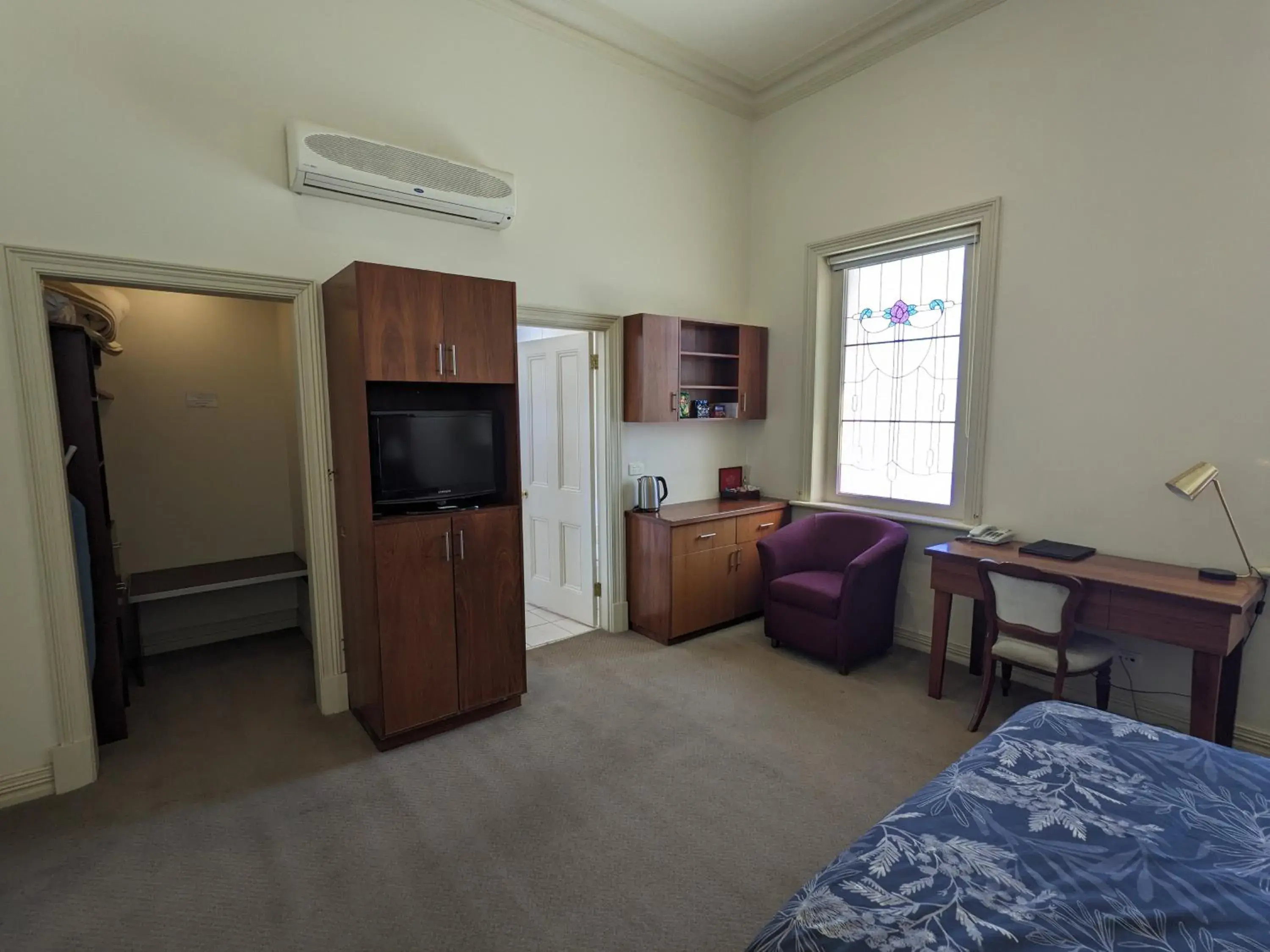 Standard Double Room in The Astra Broken Hill Standard Double Room in The Astra Broken Hill