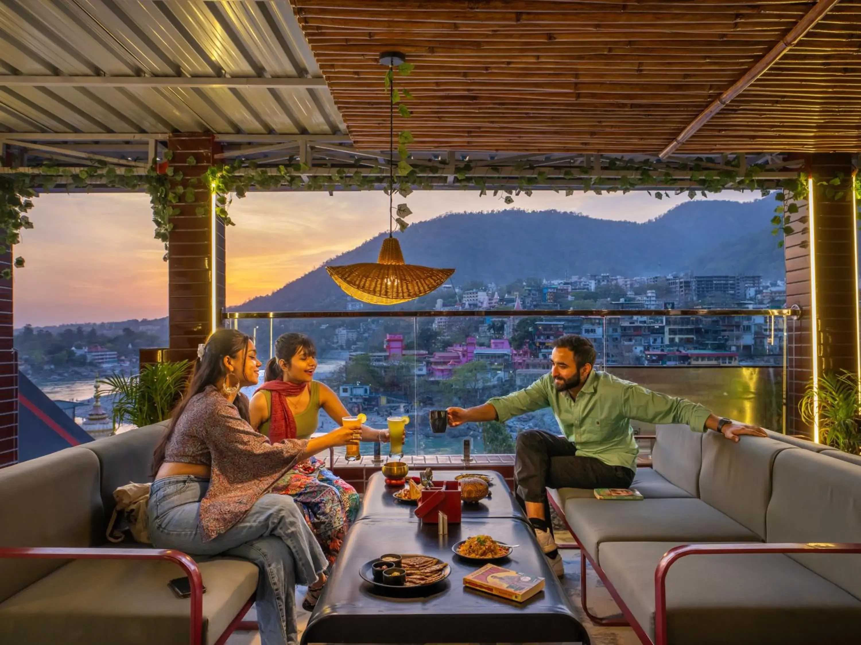 Restaurant/places to eat in The Hosteller Rishikesh, Ganges Restaurant/places to eat in The Hosteller Rishikesh, Ganges