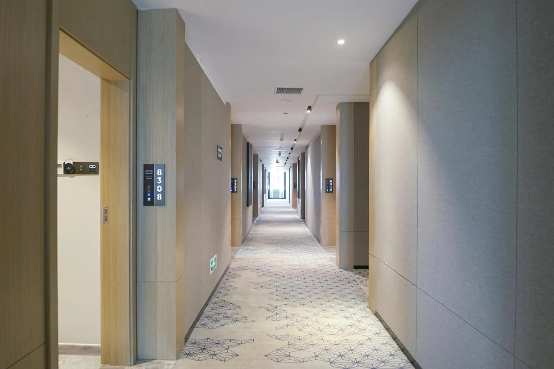 Property building in Paco Hotel Guangzhou North Railway Station