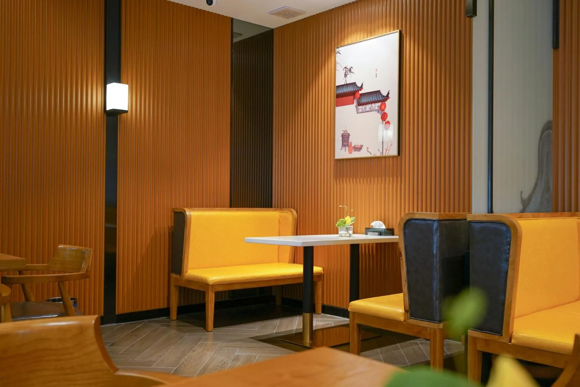 Restaurant/places to eat in Paco Hotel Guangzhou North Railway Station